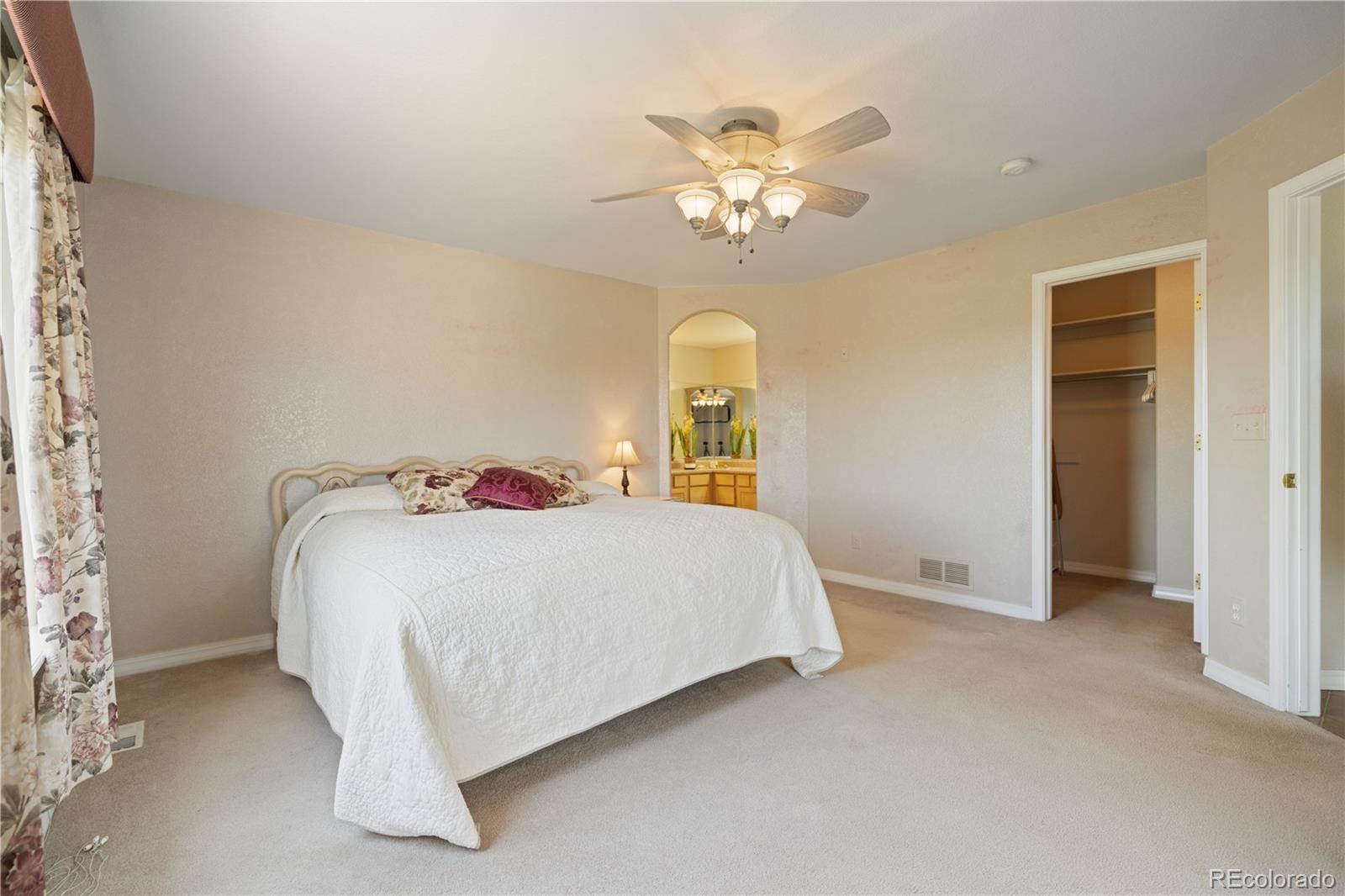 Restricted Address, 5 Bedrooms Bedrooms, ,4 BathroomsBathrooms,Residential,For Sale,Costilla,REC7147895