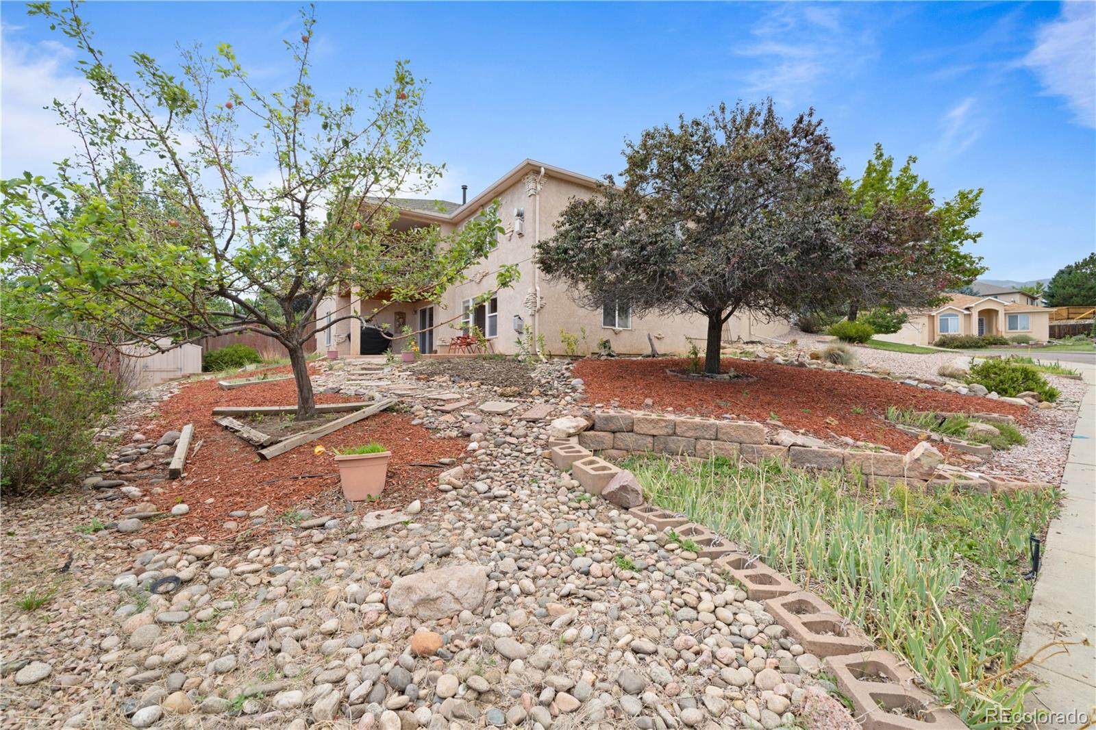 Restricted Address, 5 Bedrooms Bedrooms, ,4 BathroomsBathrooms,Residential,For Sale,Costilla,REC7147895