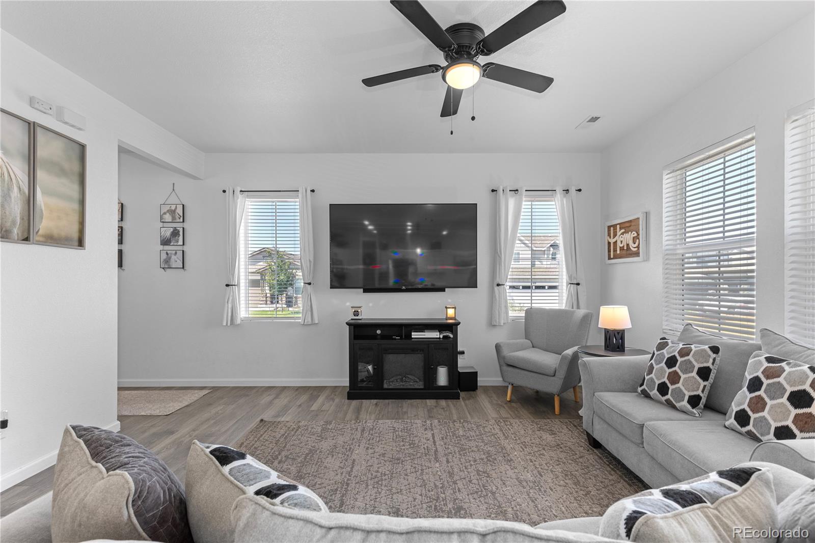 27873 6th Place, Aurora, CO 80018, 3 Bedrooms Bedrooms, ,3 BathroomsBathrooms,Residential,For Sale,6th,REC2629056