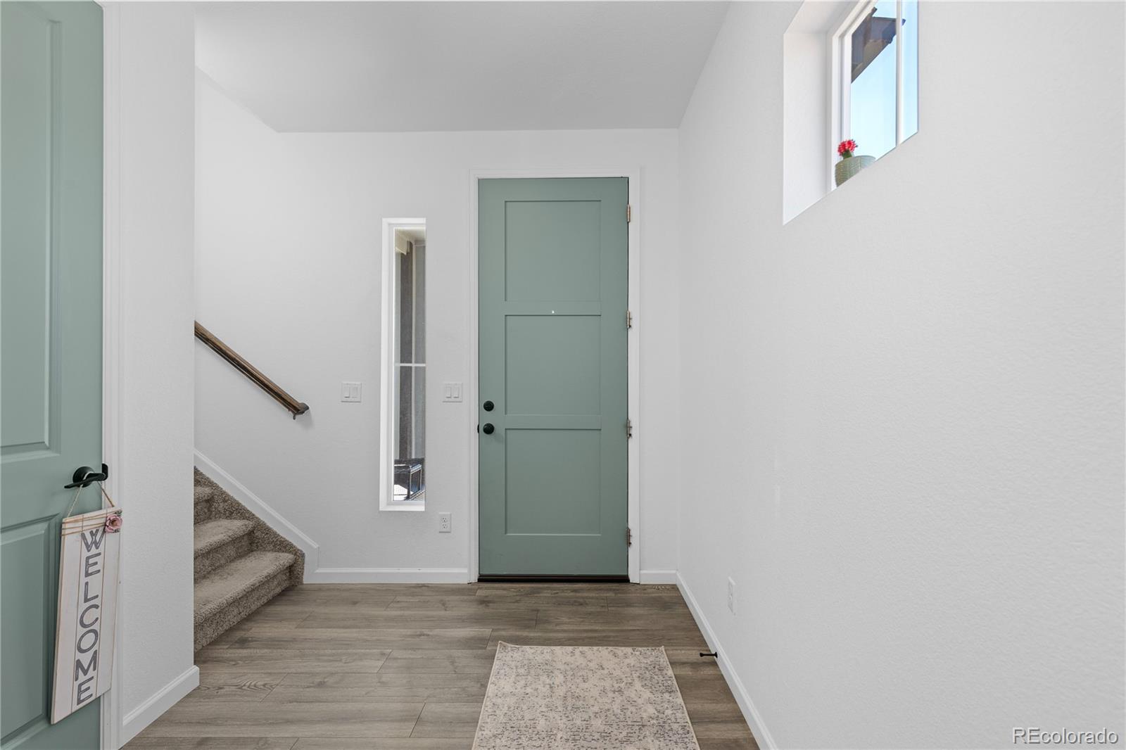 27873 6th Place, Aurora, CO 80018, 3 Bedrooms Bedrooms, ,3 BathroomsBathrooms,Residential,For Sale,6th,REC2629056