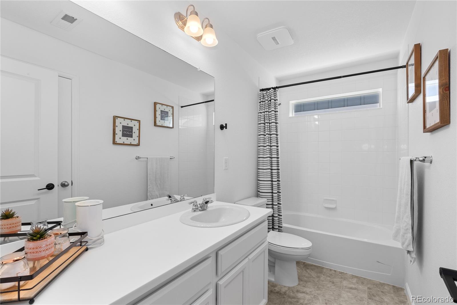 27873 6th Place, Aurora, CO 80018, 3 Bedrooms Bedrooms, ,3 BathroomsBathrooms,Residential,For Sale,6th,REC2629056