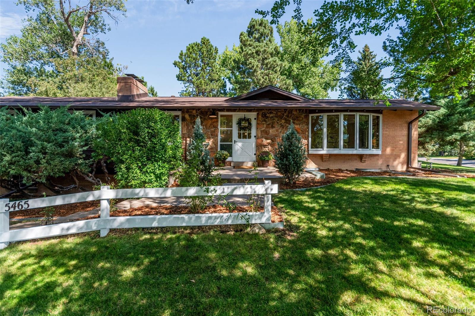 5465 Ontario Avenue, Littleton, CO 80128, 4 Bedrooms Bedrooms, ,3 BathroomsBathrooms,Residential,For Sale,Ontario,REC6470689