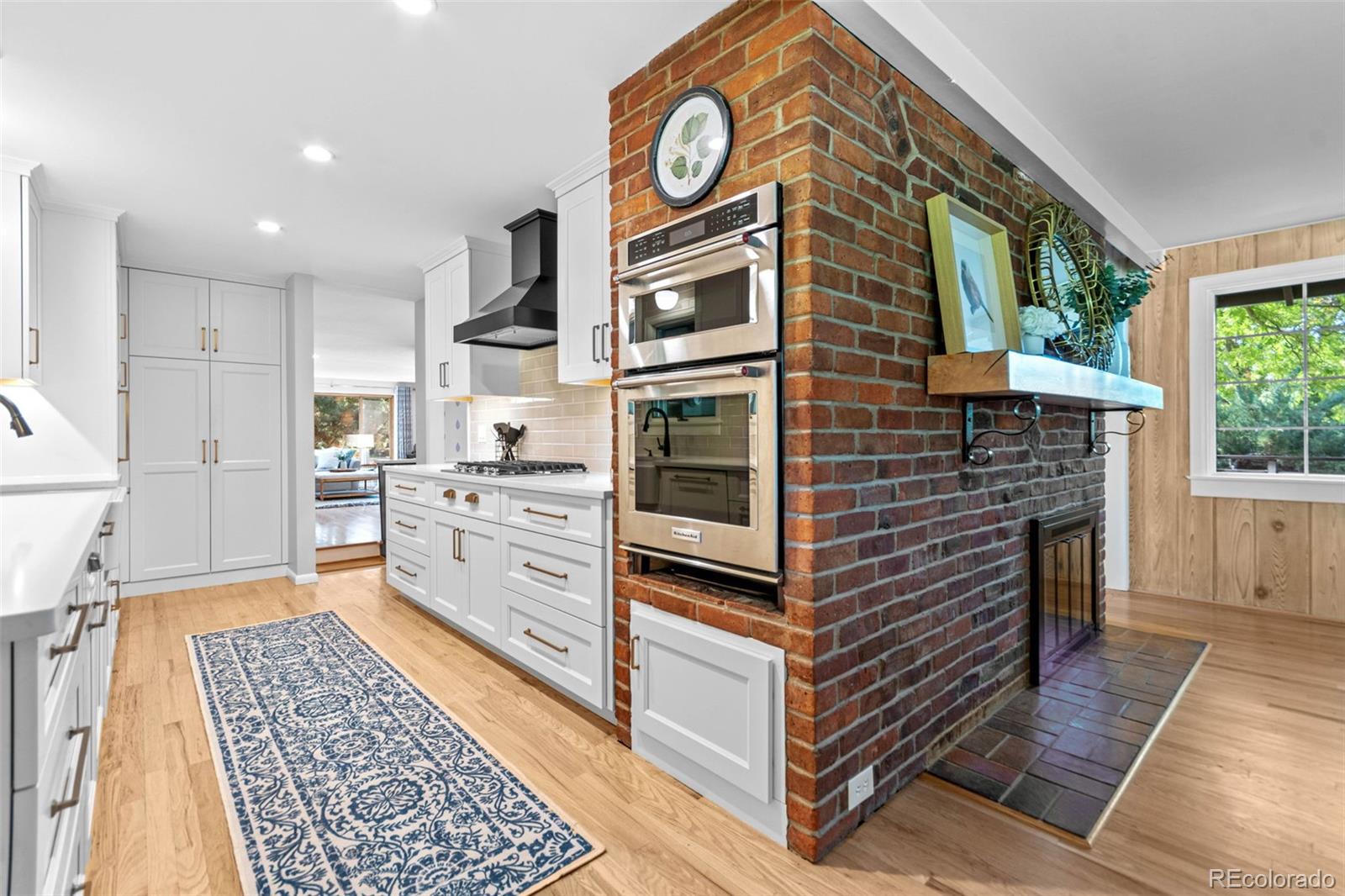 5465 Ontario Avenue, Littleton, CO 80128, 4 Bedrooms Bedrooms, ,3 BathroomsBathrooms,Residential,For Sale,Ontario,REC6470689