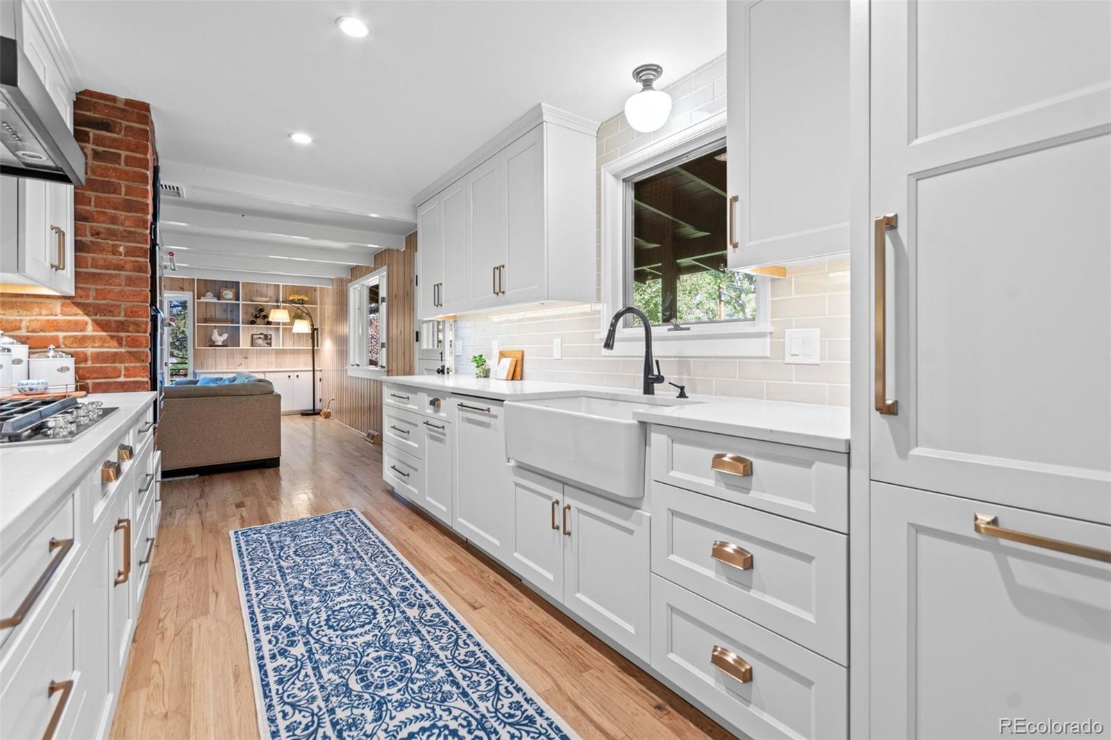 5465 Ontario Avenue, Littleton, CO 80128, 4 Bedrooms Bedrooms, ,3 BathroomsBathrooms,Residential,For Sale,Ontario,REC6470689