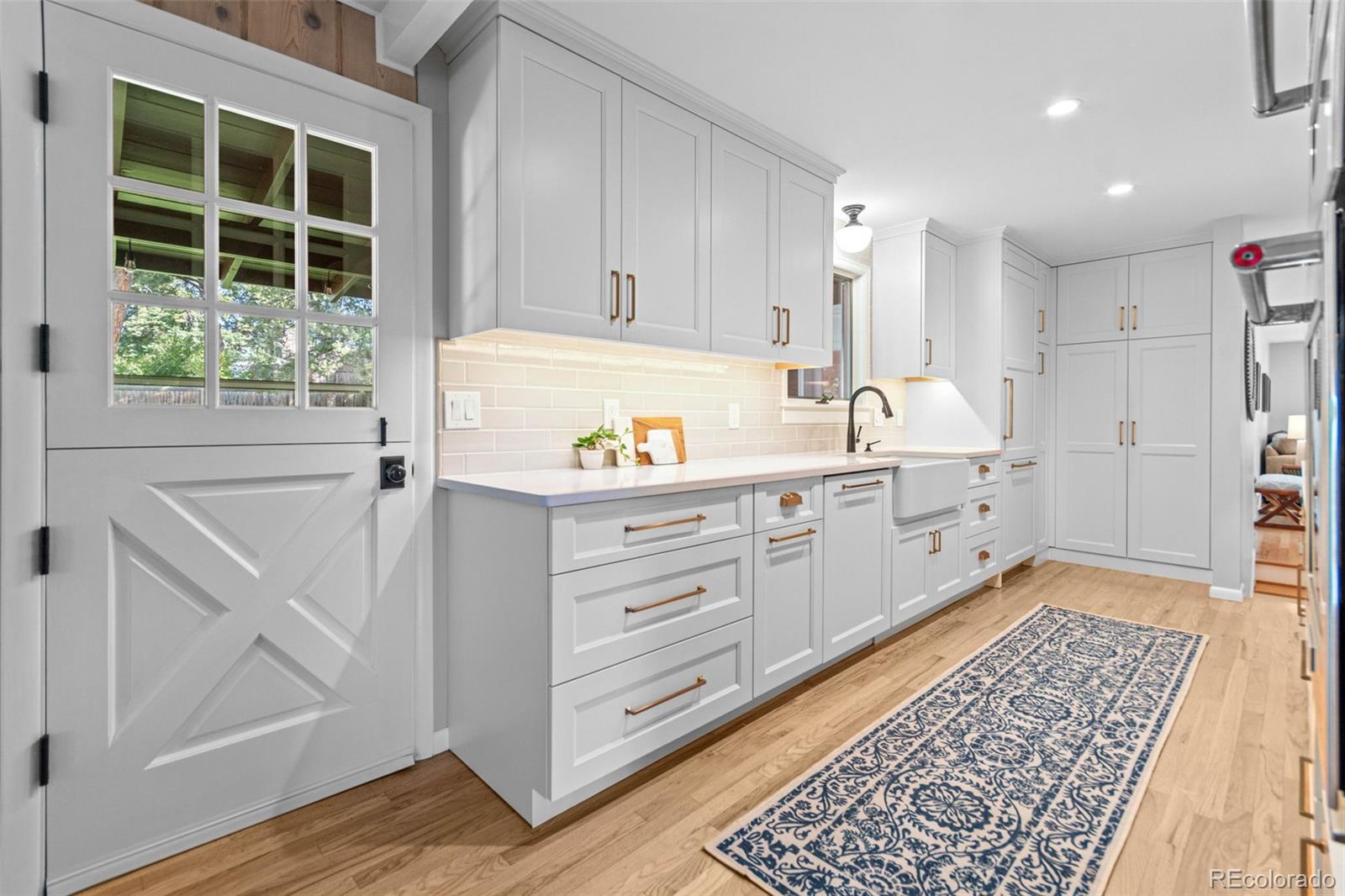 5465 Ontario Avenue, Littleton, CO 80128, 4 Bedrooms Bedrooms, ,3 BathroomsBathrooms,Residential,For Sale,Ontario,REC6470689