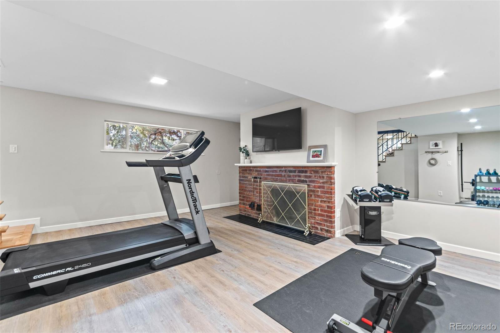 5465 Ontario Avenue, Littleton, CO 80128, 4 Bedrooms Bedrooms, ,3 BathroomsBathrooms,Residential,For Sale,Ontario,REC6470689