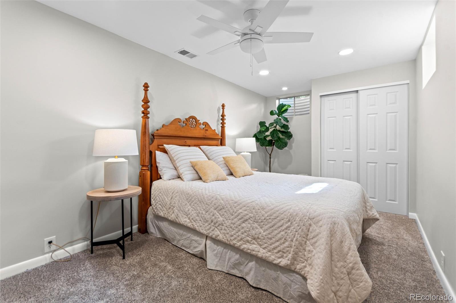 5465 Ontario Avenue, Littleton, CO 80128, 4 Bedrooms Bedrooms, ,3 BathroomsBathrooms,Residential,For Sale,Ontario,REC6470689