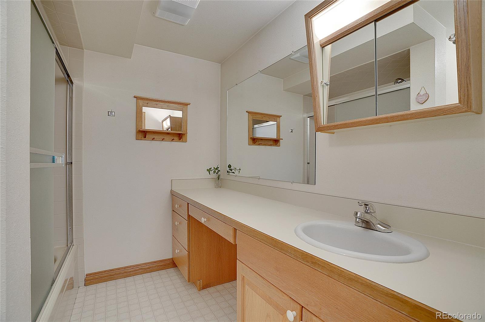 440 La Hermosa Drive, Bellvue, CO 80512, 5 Bedrooms Bedrooms, ,3 BathroomsBathrooms,Residential,For Sale,La Hermosa,REC8448649