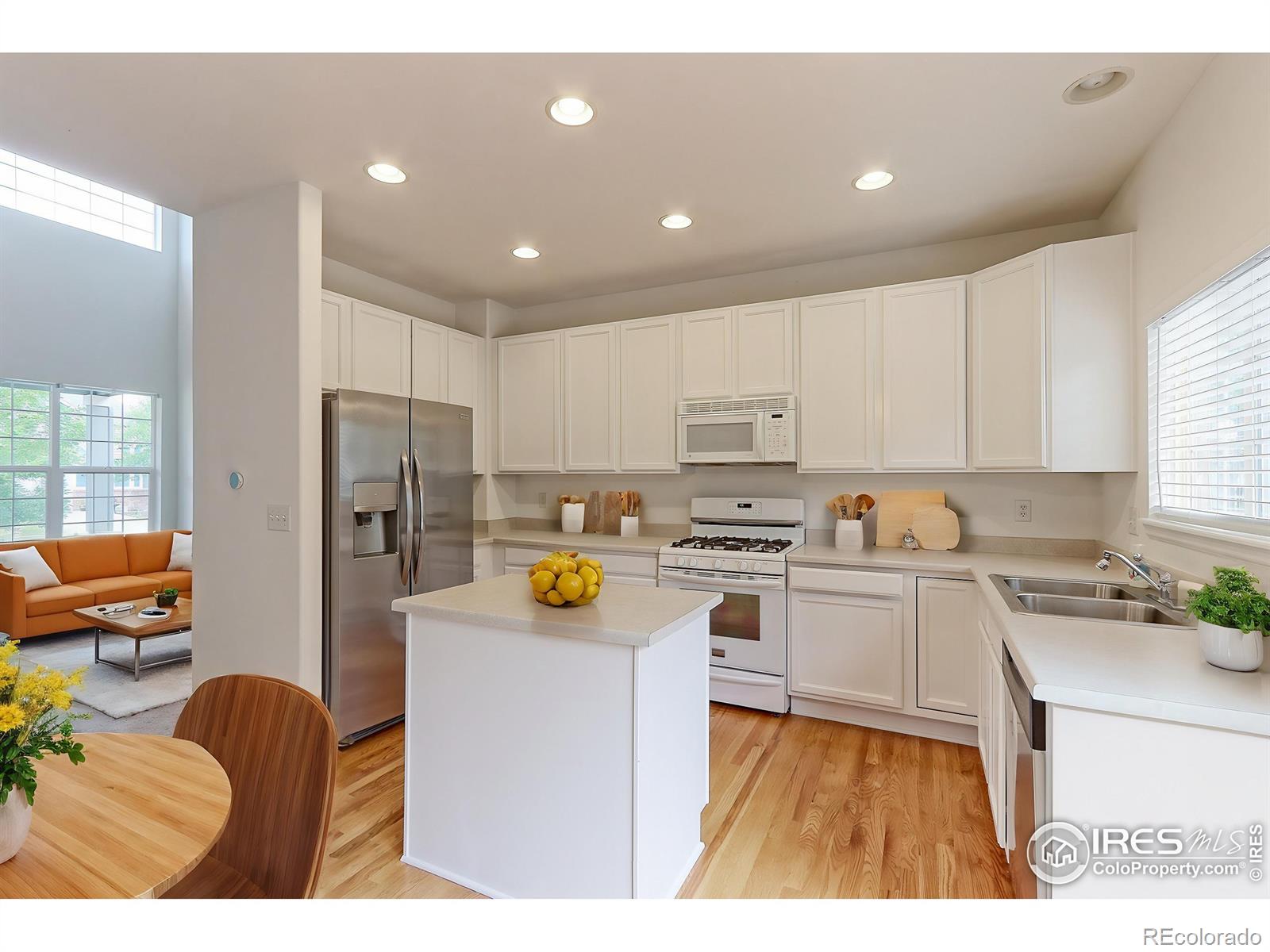 934 Windom Peak Drive, Superior, CO 80027, 3 Bedrooms Bedrooms, ,3 BathroomsBathrooms,Residential,For Sale,Windom Peak,RECIR1018375