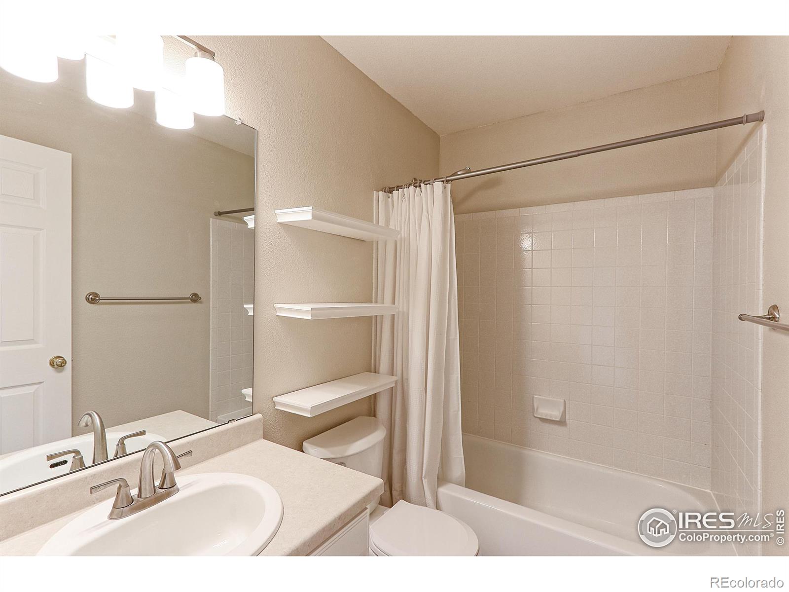 934 Windom Peak Drive, Superior, CO 80027, 3 Bedrooms Bedrooms, ,3 BathroomsBathrooms,Residential,For Sale,Windom Peak,RECIR1018375