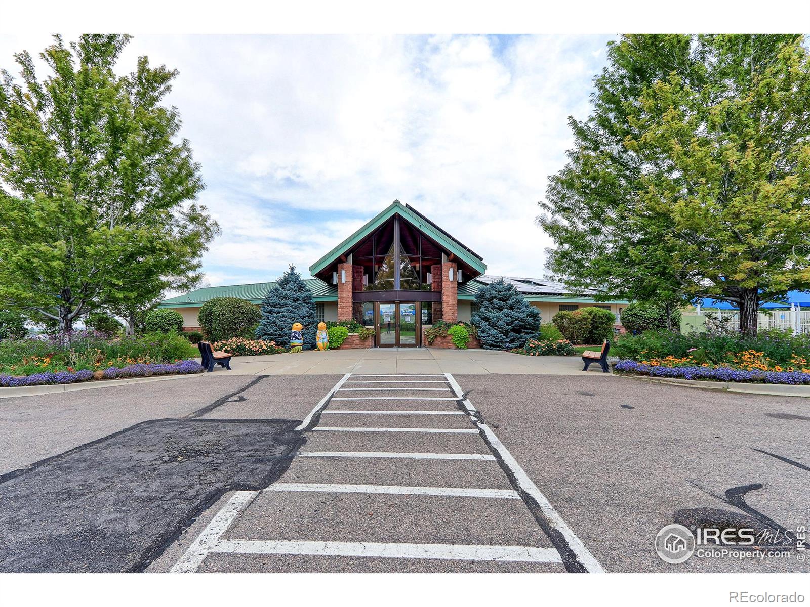 934 Windom Peak Drive, Superior, CO 80027, 3 Bedrooms Bedrooms, ,3 BathroomsBathrooms,Residential,For Sale,Windom Peak,RECIR1018375