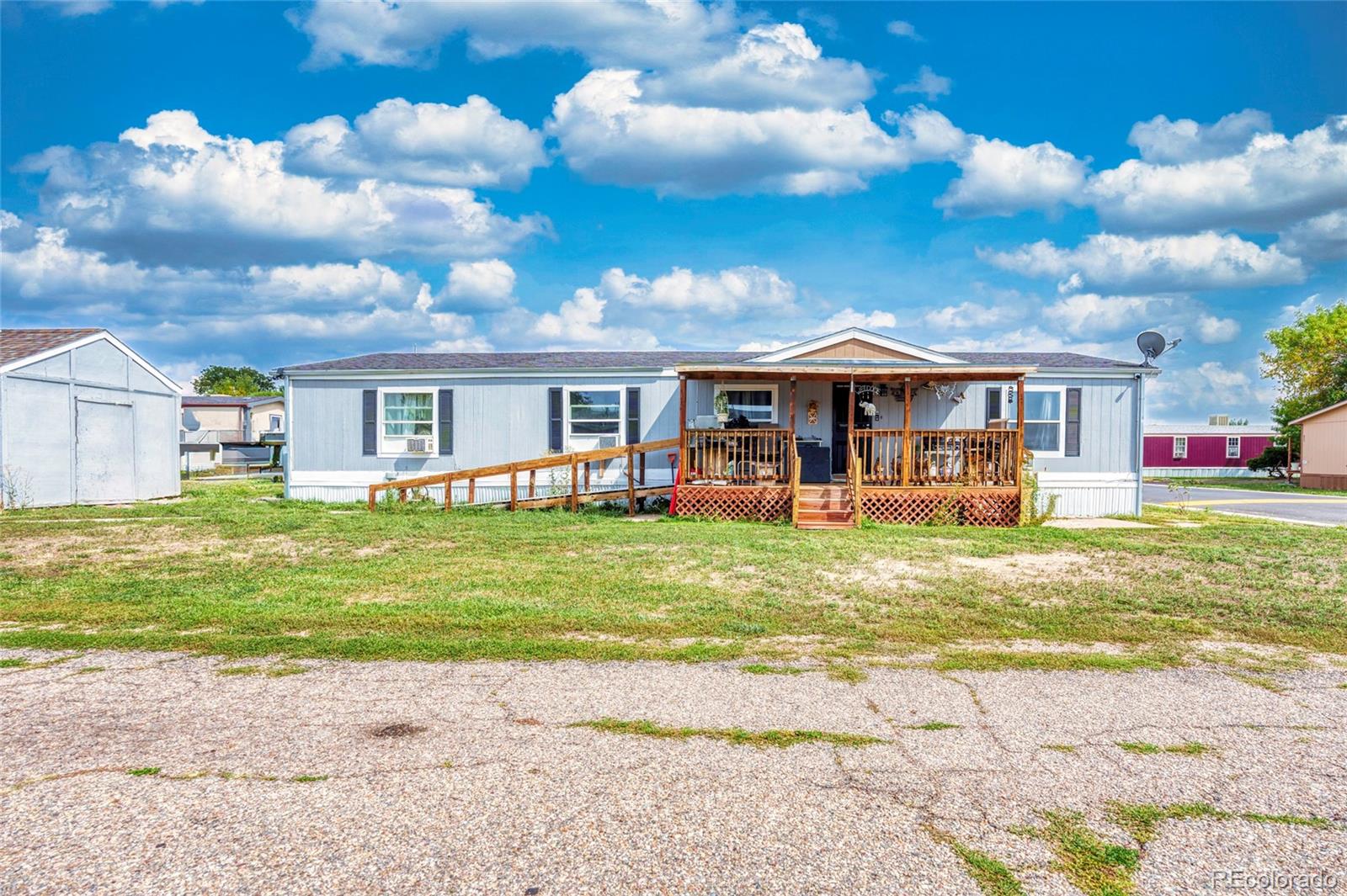 26900 Colfax Avenue, Aurora, CO 80018, 4 Bedrooms Bedrooms, ,2 BathroomsBathrooms,Residential,For Sale,Colfax,REC1621865