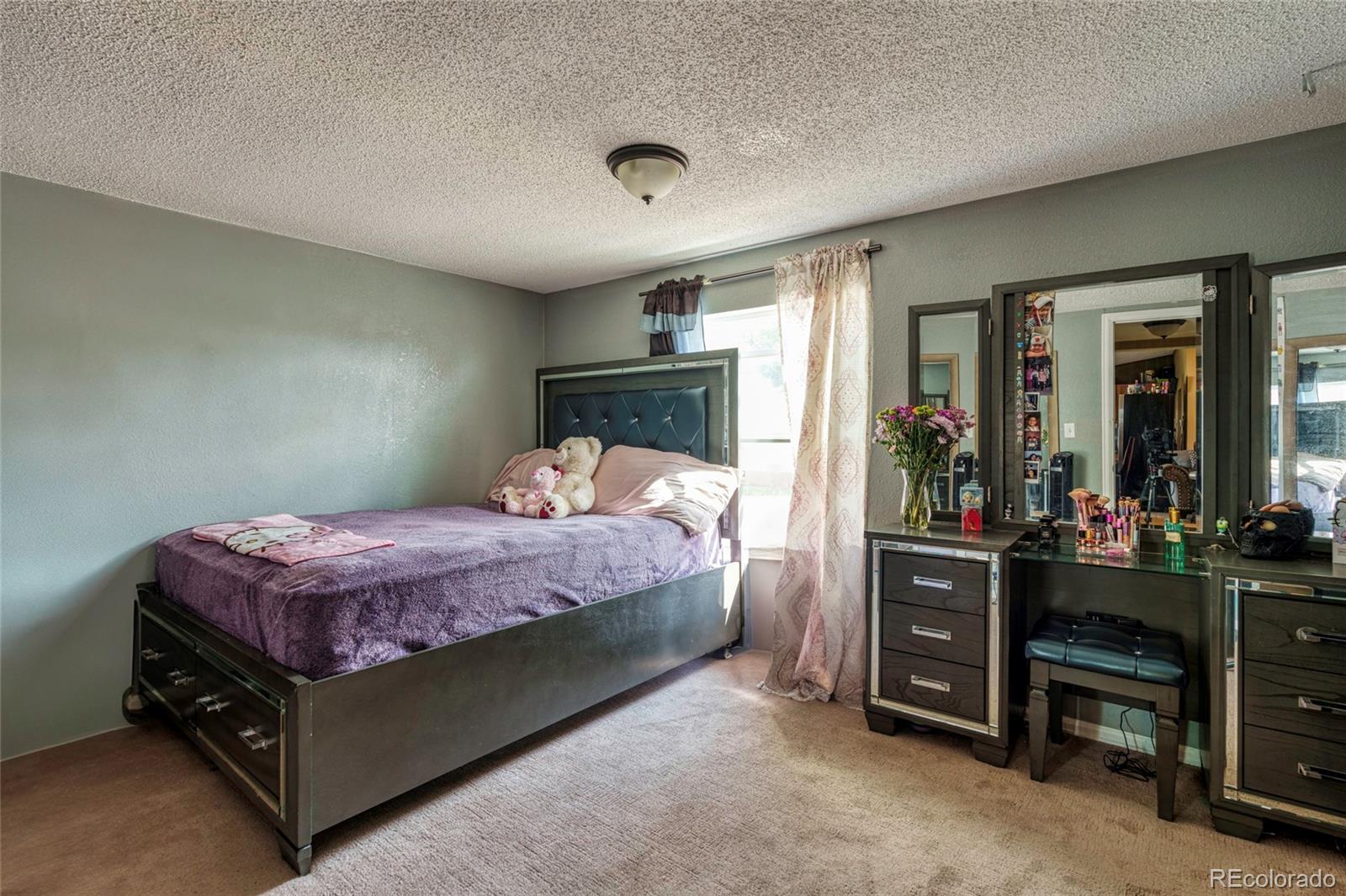 26900 Colfax Avenue, Aurora, CO 80018, 4 Bedrooms Bedrooms, ,2 BathroomsBathrooms,Residential,For Sale,Colfax,REC1621865