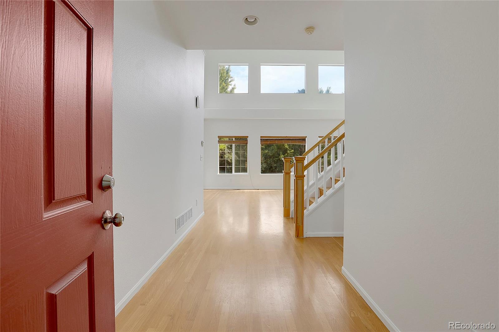 17712 Maplewood Circle, Aurora, CO 80016, 4 Bedrooms Bedrooms, ,3 BathroomsBathrooms,Residential,For Sale,Maplewood,REC8489750