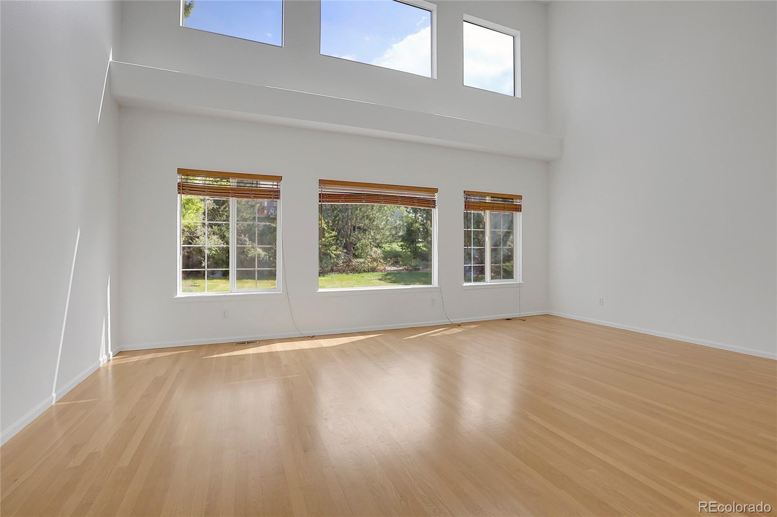 17712 Maplewood Circle, Aurora, CO 80016, 4 Bedrooms Bedrooms, ,3 BathroomsBathrooms,Residential,For Sale,Maplewood,REC8489750