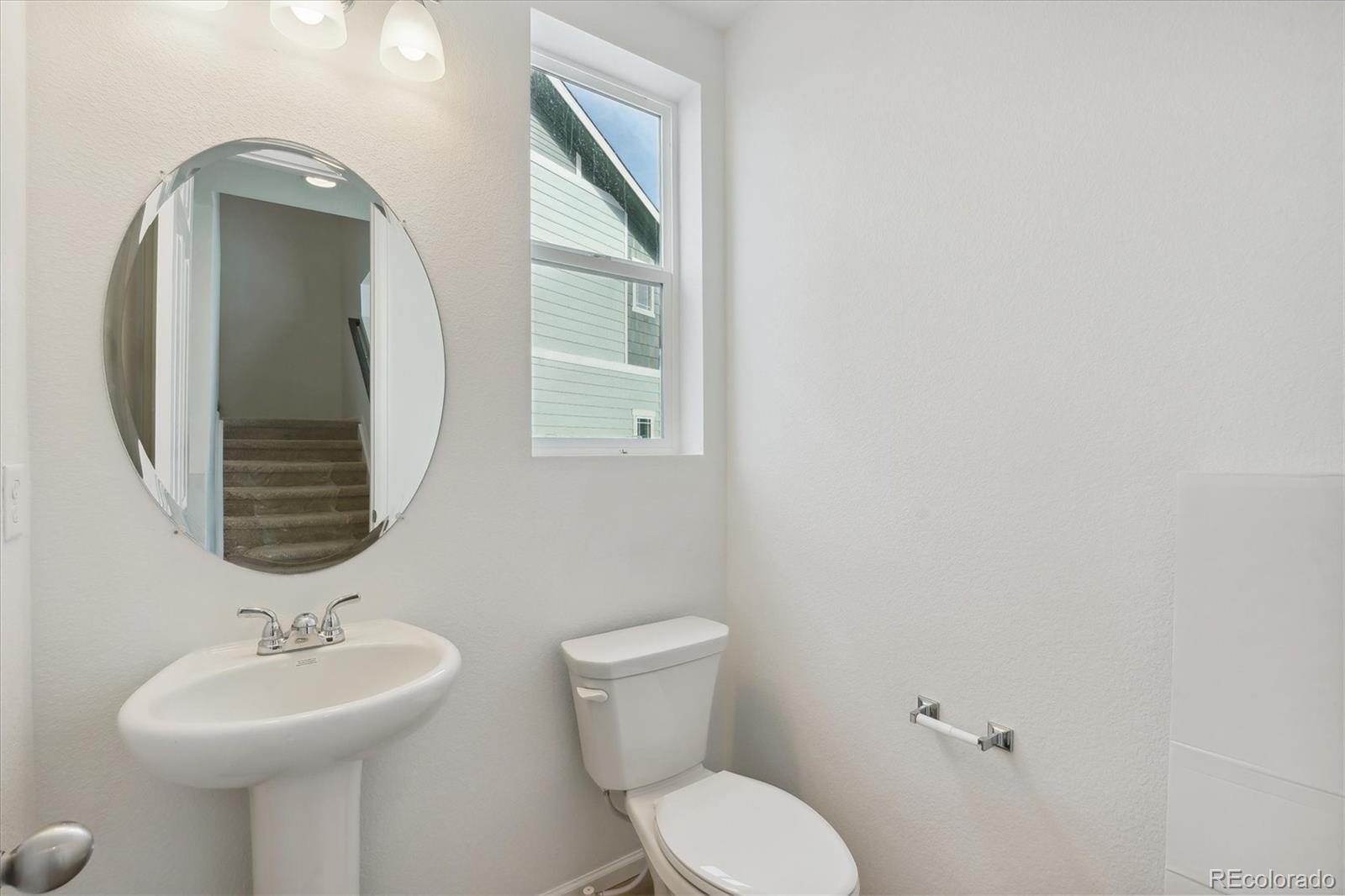 8693 Snake River Street, Littleton, CO 80125, 3 Bedrooms Bedrooms, ,3 BathroomsBathrooms,Residential,For Sale,Snake River,REC7905244