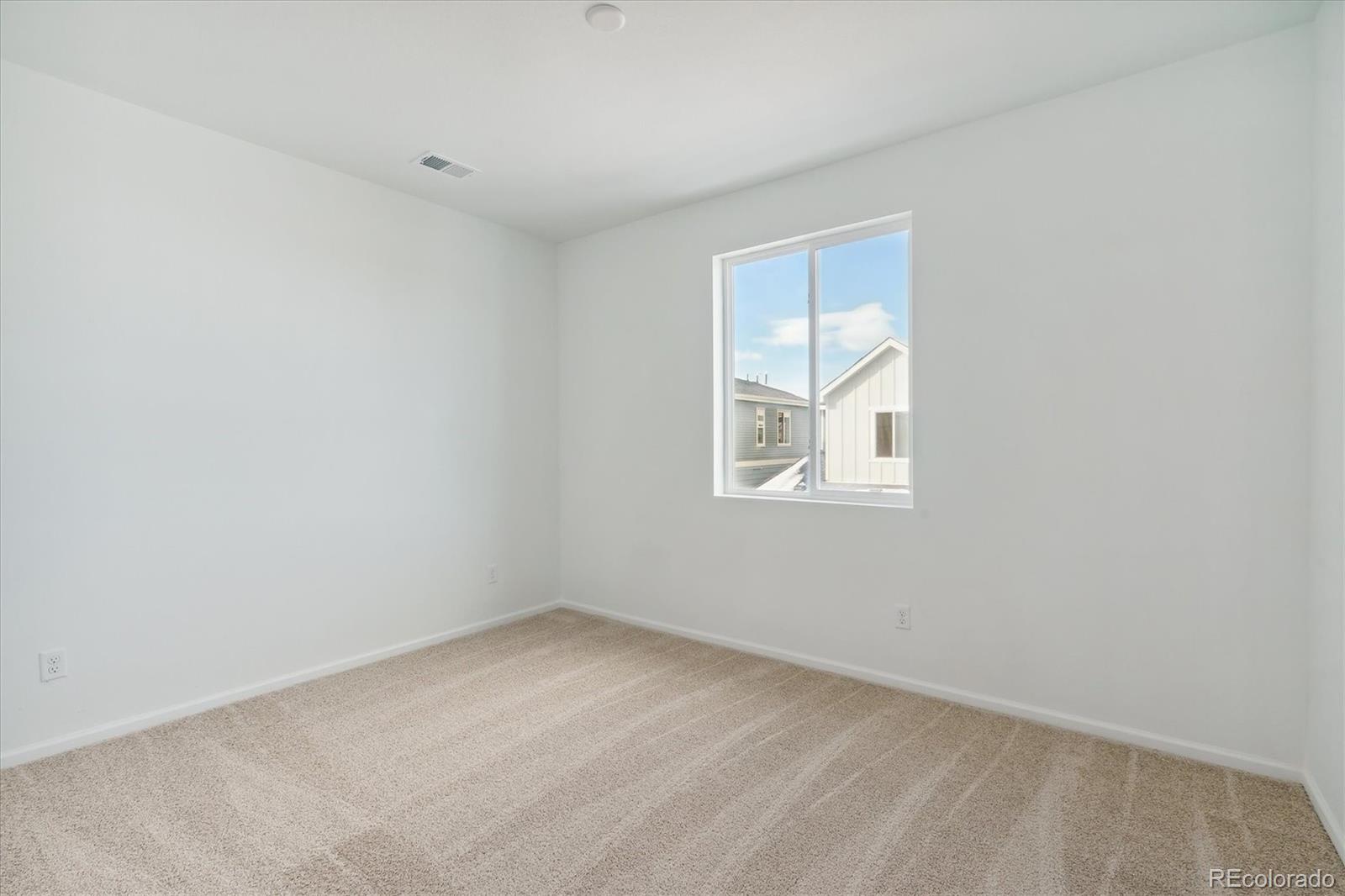 8693 Snake River Street, Littleton, CO 80125, 3 Bedrooms Bedrooms, ,3 BathroomsBathrooms,Residential,For Sale,Snake River,REC7905244