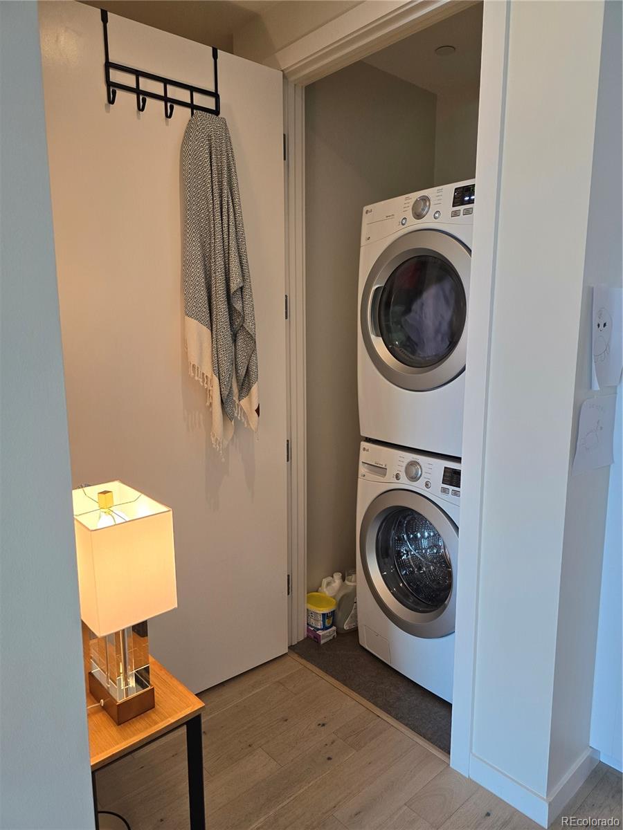 210 St Paul, Denver, CO 80206, 1 Bedroom Bedrooms, ,1 BathroomBathrooms,Rental,For Rent,St Paul,REC2519103