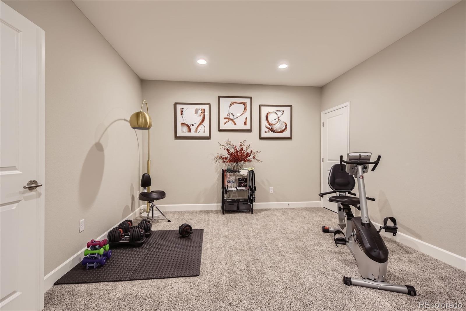 6458 Lei lani Drive, Castle Rock, CO 80108, 6 Bedrooms Bedrooms, ,5 BathroomsBathrooms,Residential,For Sale,Lei lani,REC8927331