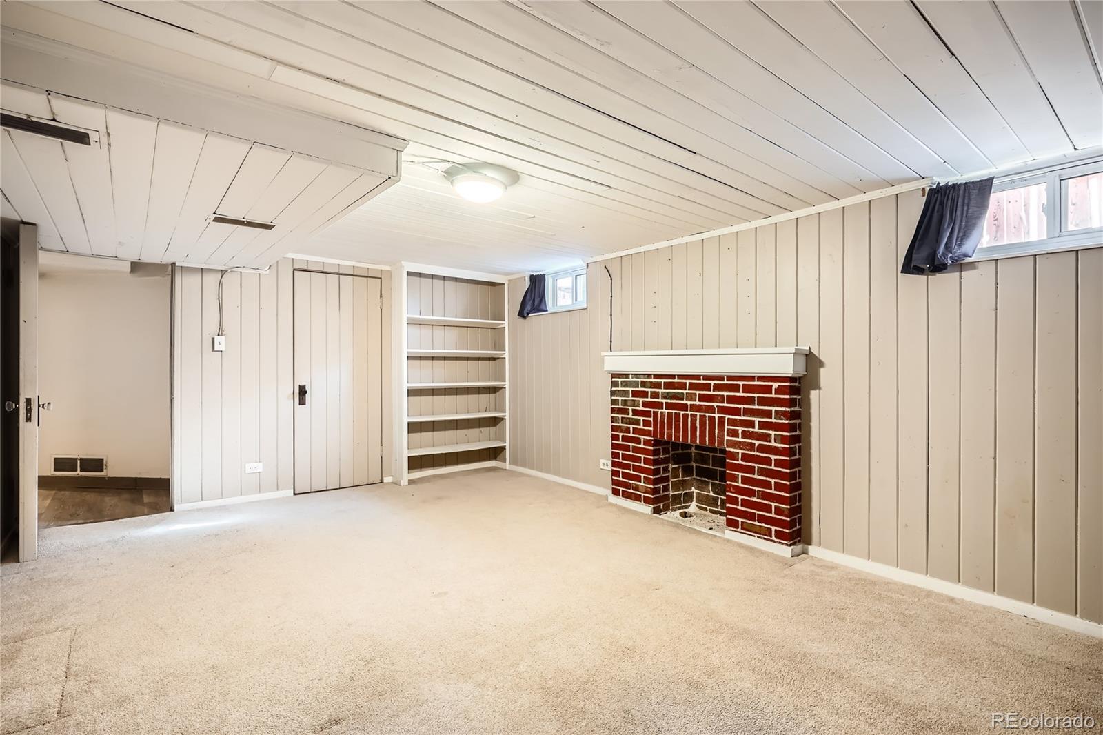 Restricted Address, 5 Bedrooms Bedrooms, ,2 BathroomsBathrooms,Residential,For Sale,Tennyson,REC6865300