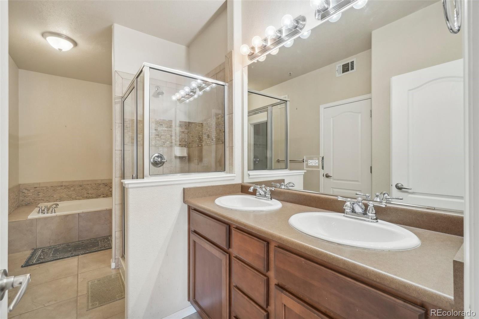 1170 Olympia Avenue #I, Longmont, CO 80504, 1 Bedroom Bedrooms, ,1 BathroomBathrooms,Residential,For Sale,Olympia,REC6525910