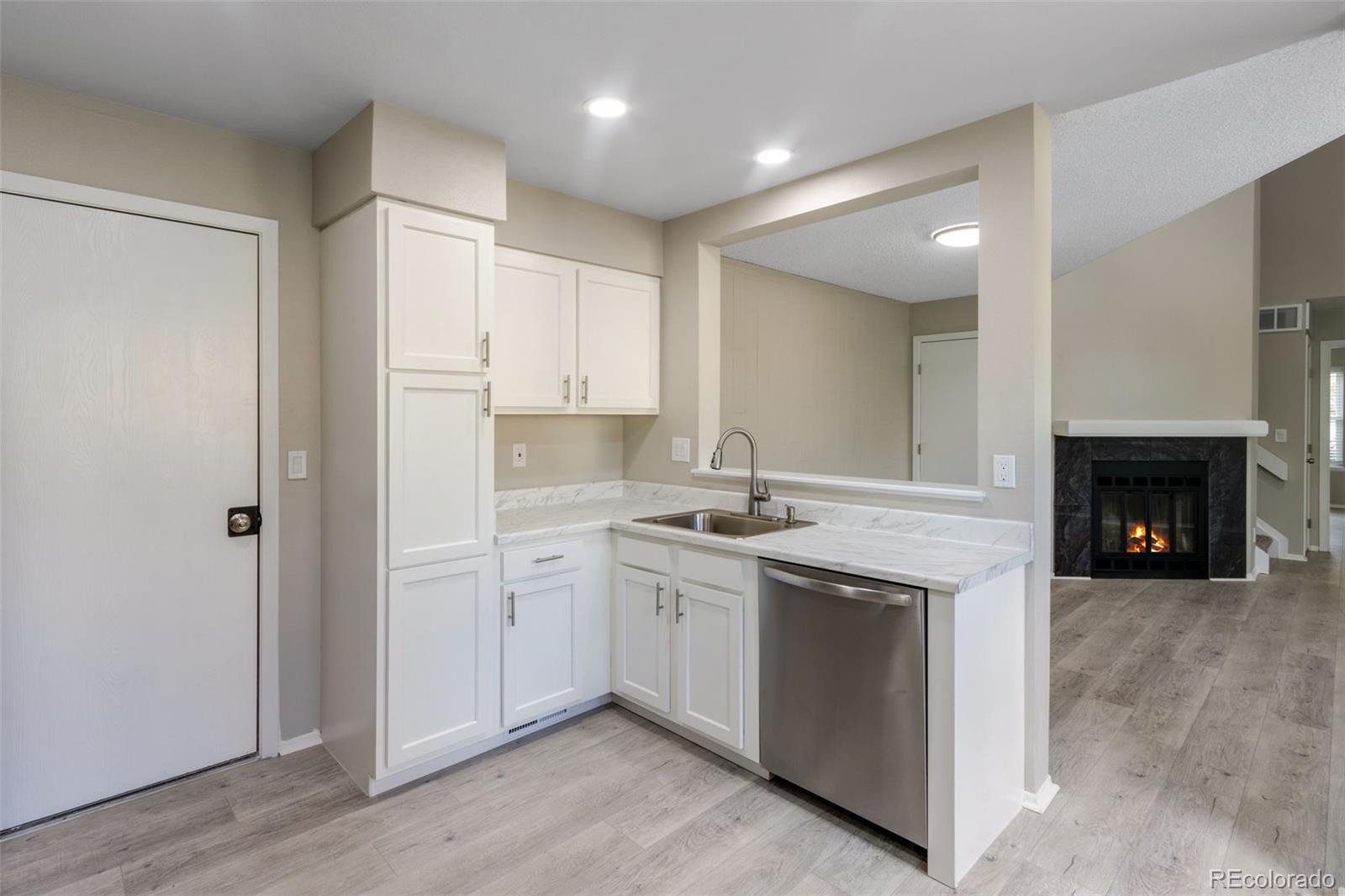 7370 Florida Avenue #1055, Denver, CO 80231, 3 Bedrooms Bedrooms, ,3 BathroomsBathrooms,Residential,For Sale,Landmark Townhomes,Florida,REC4169271
