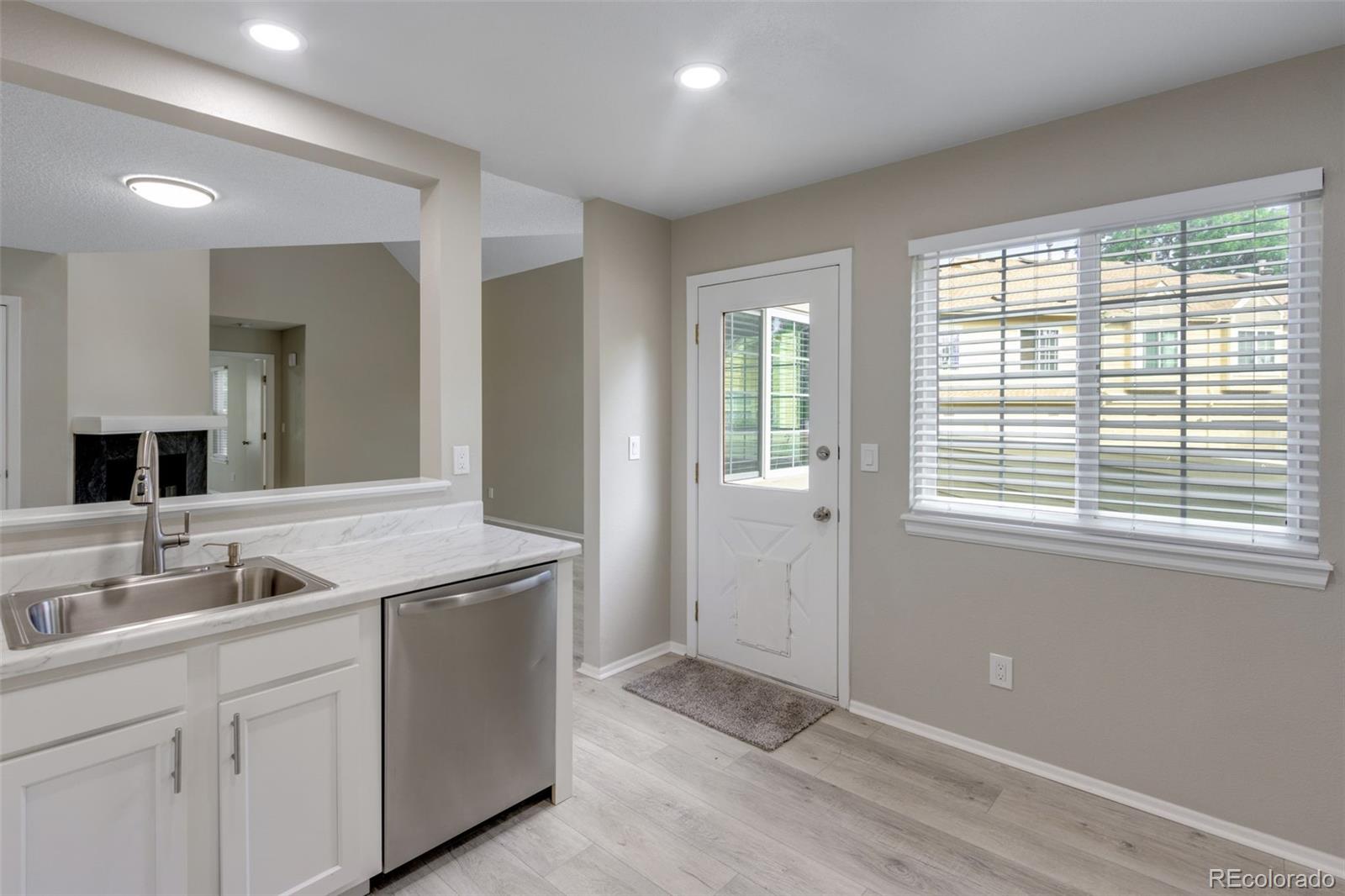 7370 Florida Avenue #1055, Denver, CO 80231, 3 Bedrooms Bedrooms, ,3 BathroomsBathrooms,Residential,For Sale,Landmark Townhomes,Florida,REC4169271
