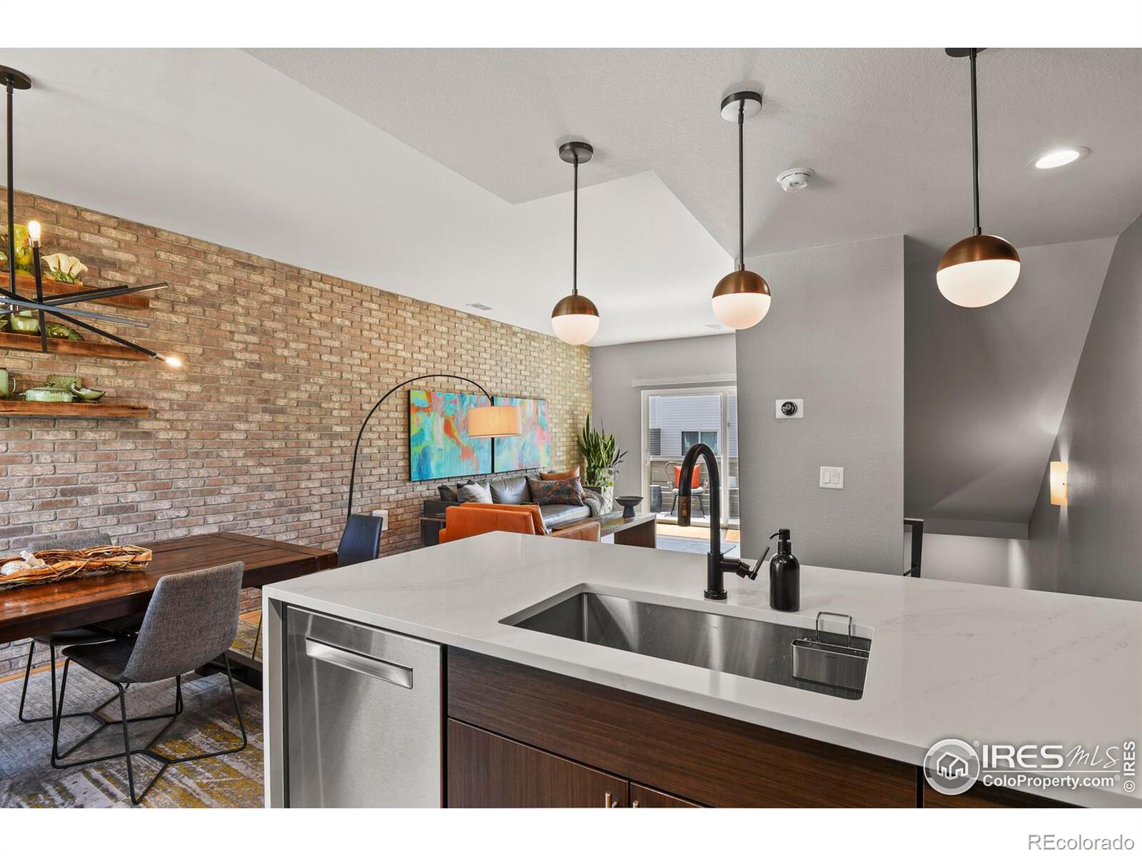 327 Simpson Street, Lafayette, CO 80026, 3 Bedrooms Bedrooms, ,4 BathroomsBathrooms,Residential,For Sale,Simpson,RECIR1018514