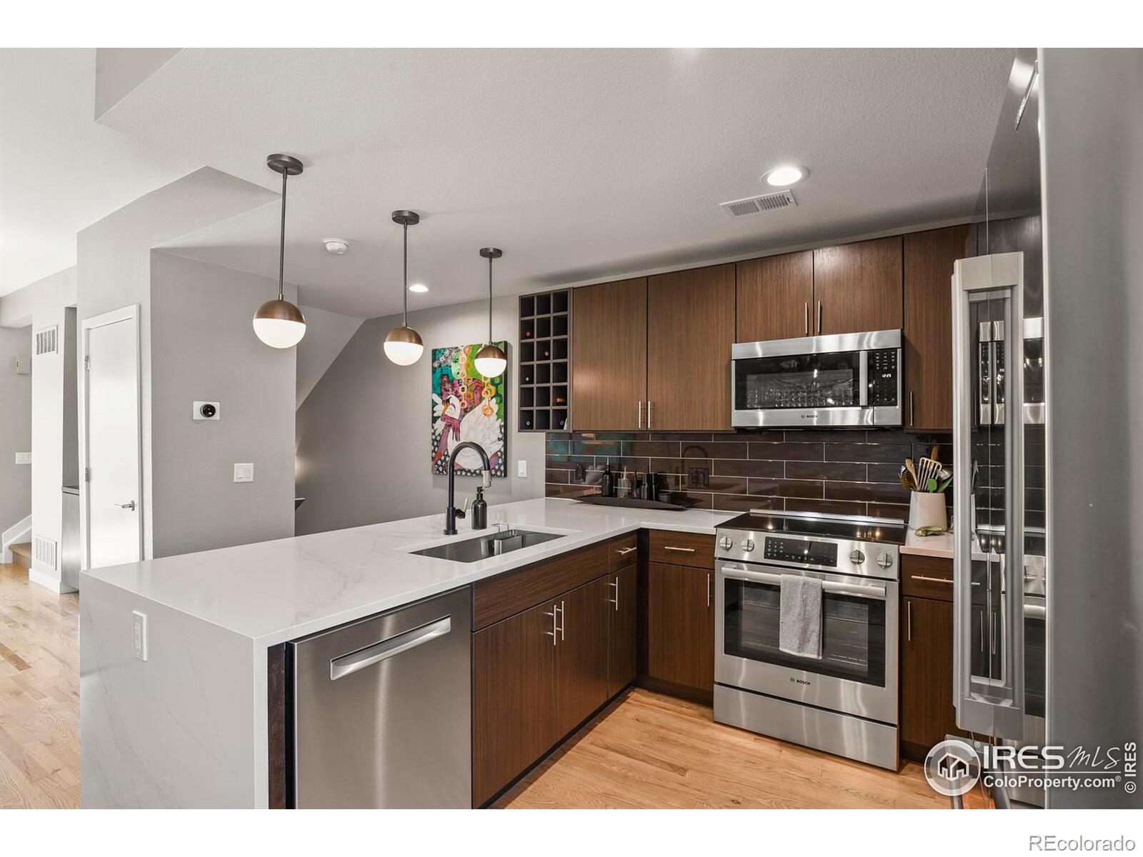 327 Simpson Street, Lafayette, CO 80026, 3 Bedrooms Bedrooms, ,4 BathroomsBathrooms,Residential,For Sale,Simpson,RECIR1018514