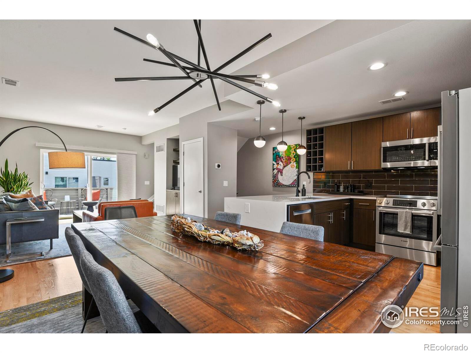 327 Simpson Street, Lafayette, CO 80026, 3 Bedrooms Bedrooms, ,4 BathroomsBathrooms,Residential,For Sale,Simpson,RECIR1018514