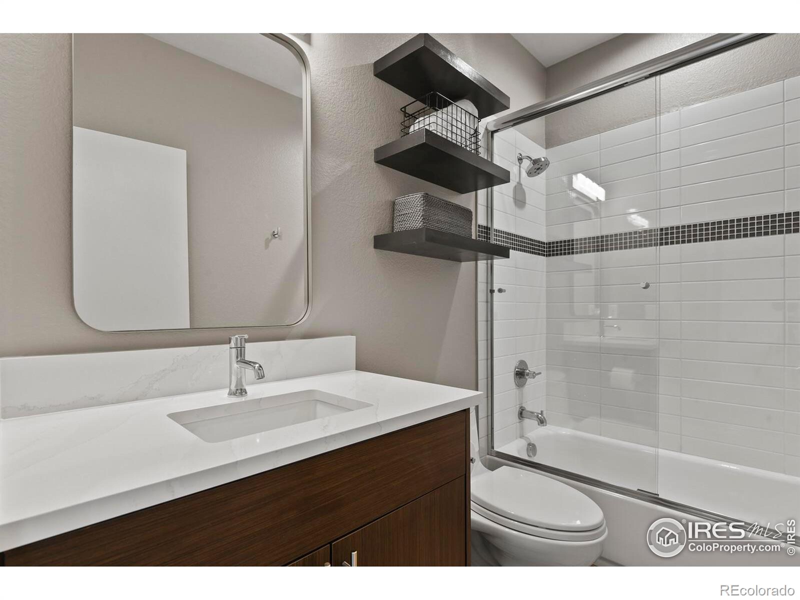 327 Simpson Street, Lafayette, CO 80026, 3 Bedrooms Bedrooms, ,4 BathroomsBathrooms,Residential,For Sale,Simpson,RECIR1018514