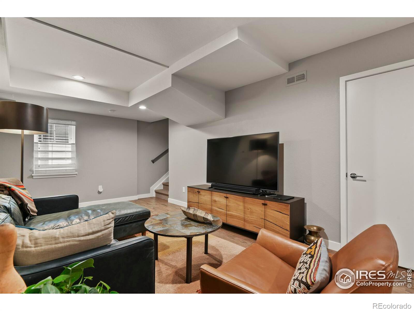 327 Simpson Street, Lafayette, CO 80026, 3 Bedrooms Bedrooms, ,4 BathroomsBathrooms,Residential,For Sale,Simpson,RECIR1018514