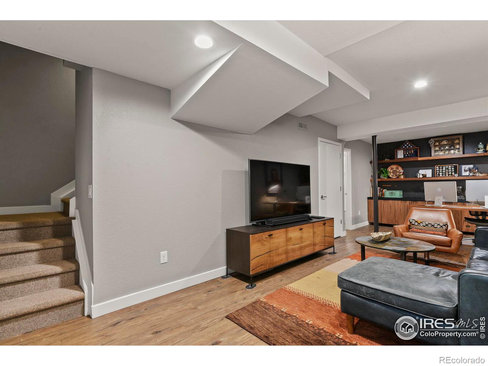 327 Simpson Street, Lafayette, CO 80026, 3 Bedrooms Bedrooms, ,4 BathroomsBathrooms,Residential,For Sale,Simpson,RECIR1018514