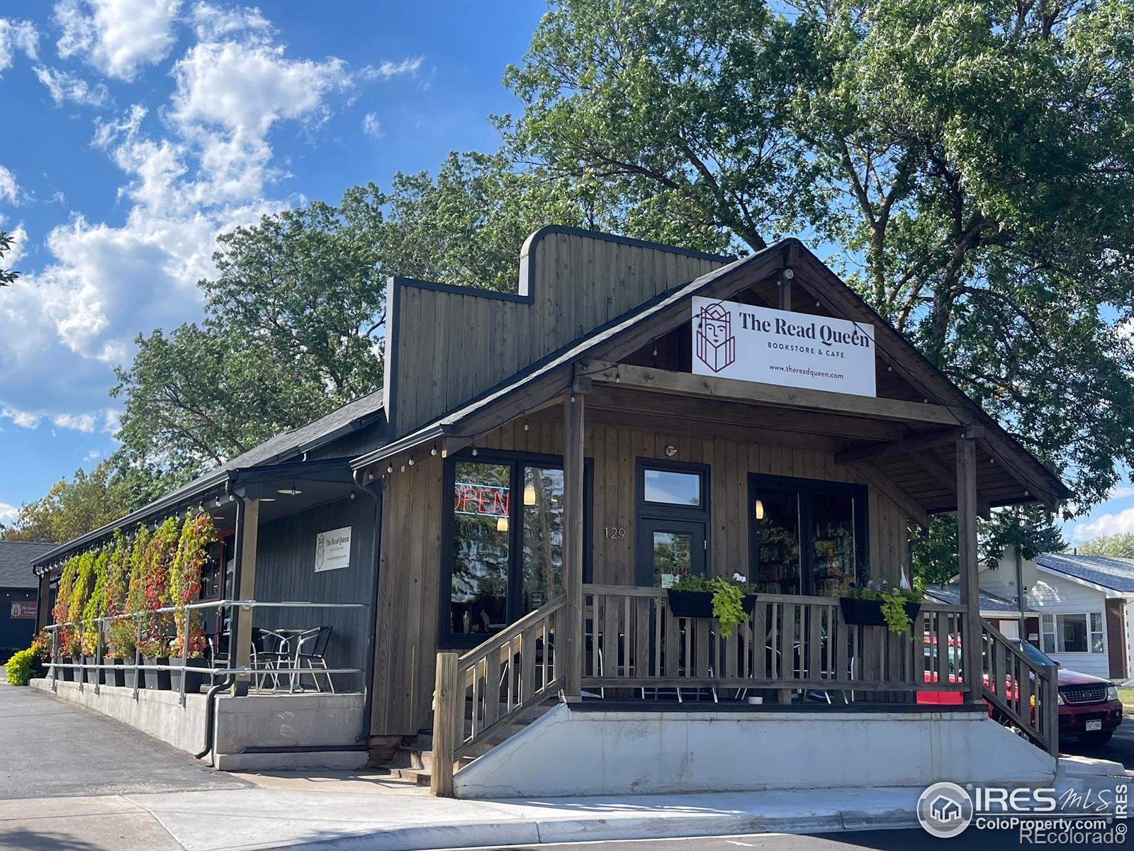 327 Simpson Street, Lafayette, CO 80026, 3 Bedrooms Bedrooms, ,4 BathroomsBathrooms,Residential,For Sale,Simpson,RECIR1018514