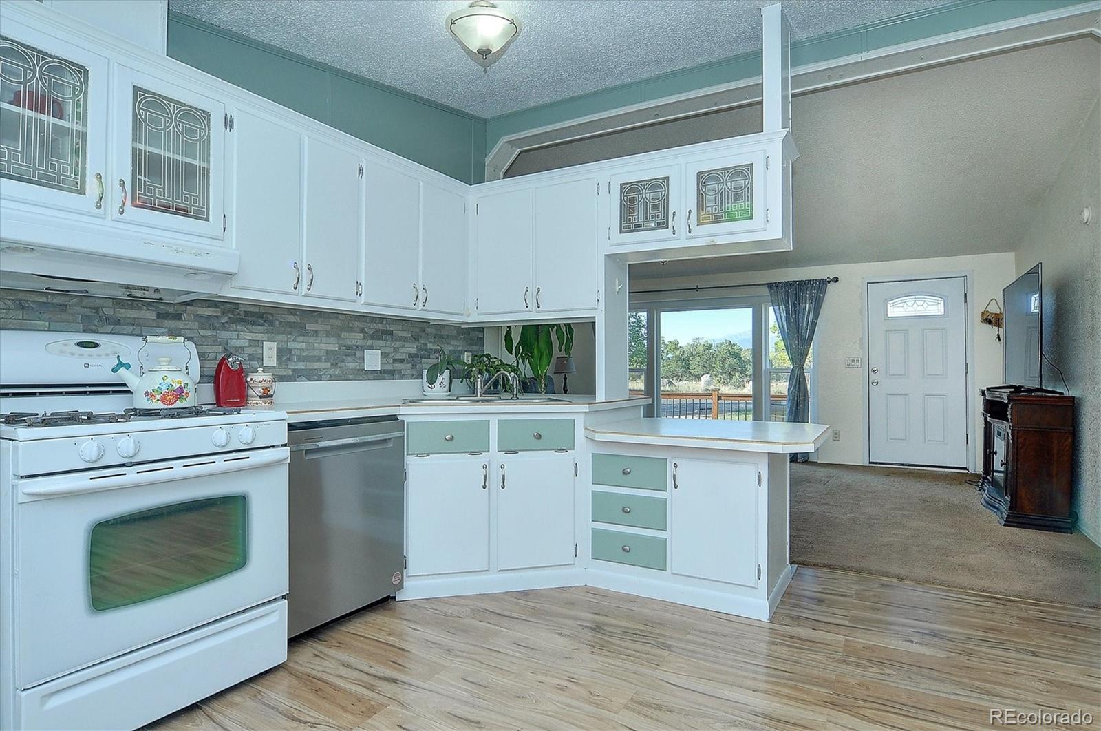 523 Arizona Street, Buena Vista, CO 81211, 3 Bedrooms Bedrooms, ,2 BathroomsBathrooms,Residential,For Sale,Arizona,REC6098879