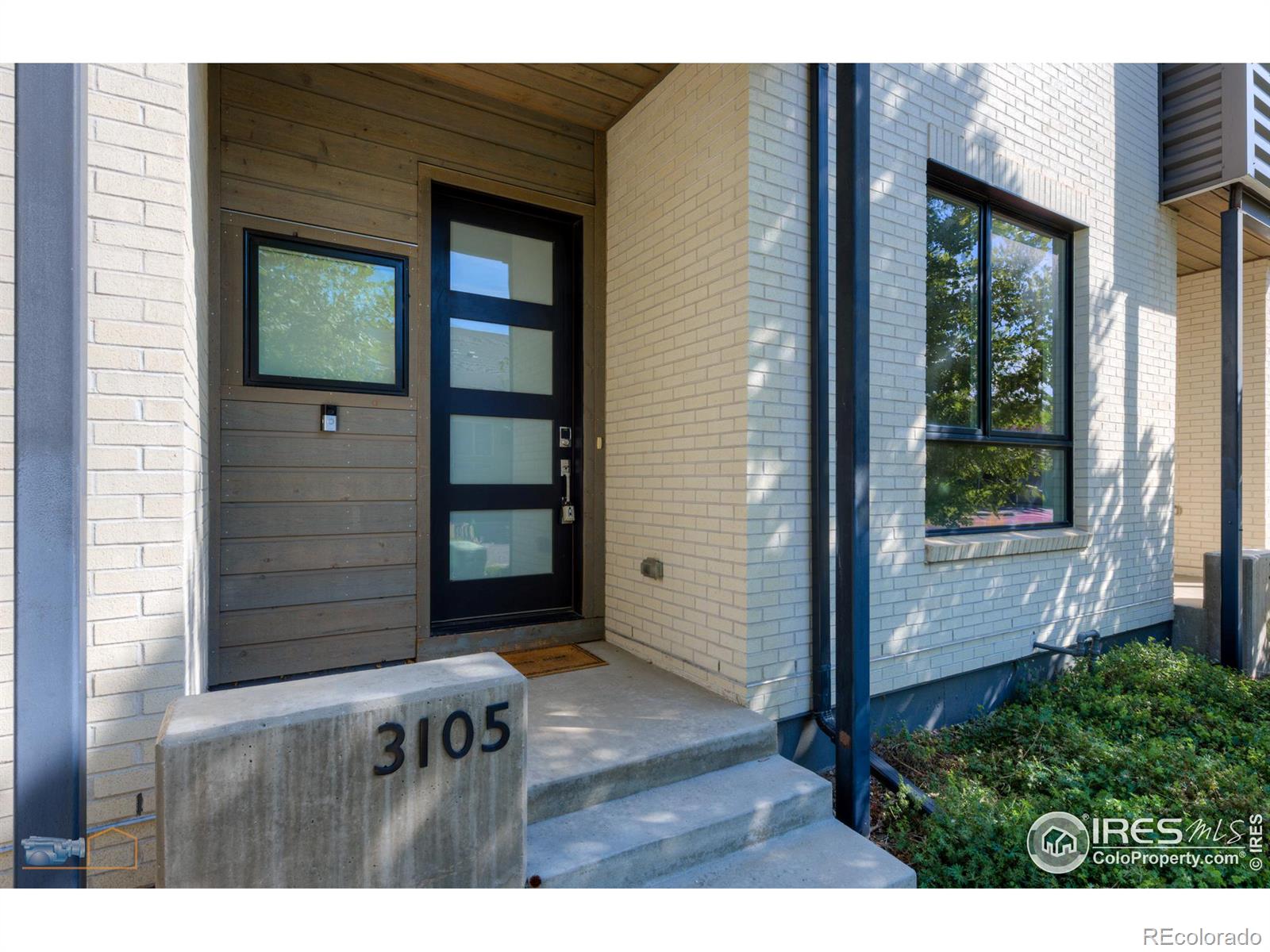 3105 Bluff Street, Boulder, CO 80301, 3 Bedrooms Bedrooms, ,3 BathroomsBathrooms,Residential,For Sale,Bluff,RECIR1018646