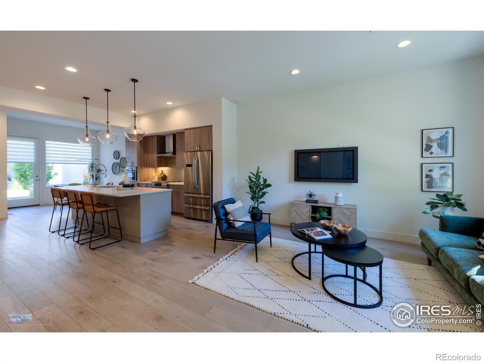 3105 Bluff Street, Boulder, CO 80301, 3 Bedrooms Bedrooms, ,3 BathroomsBathrooms,Residential,For Sale,Bluff,RECIR1018646