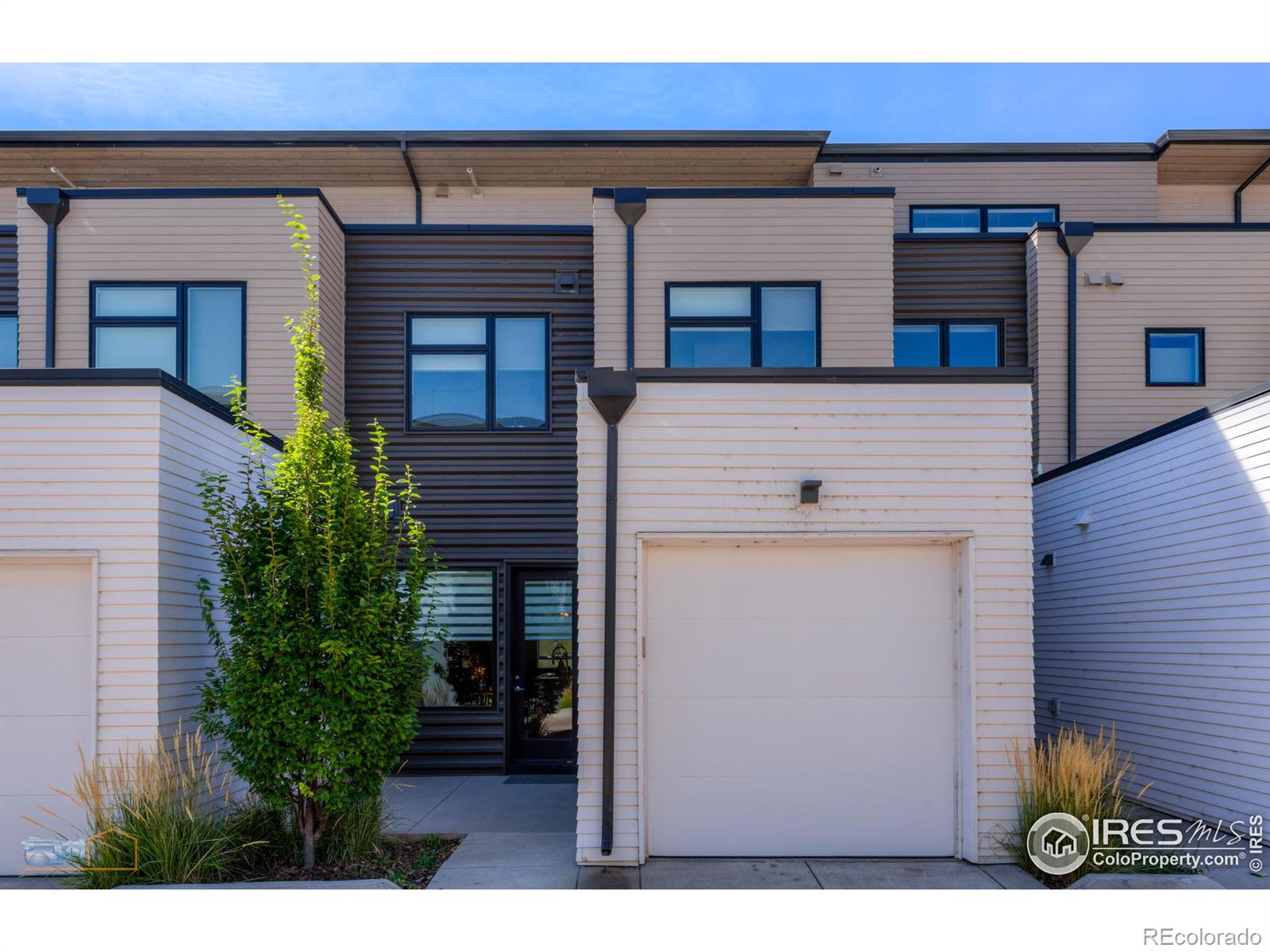 3105 Bluff Street, Boulder, CO 80301, 3 Bedrooms Bedrooms, ,3 BathroomsBathrooms,Residential,For Sale,Bluff,RECIR1018646