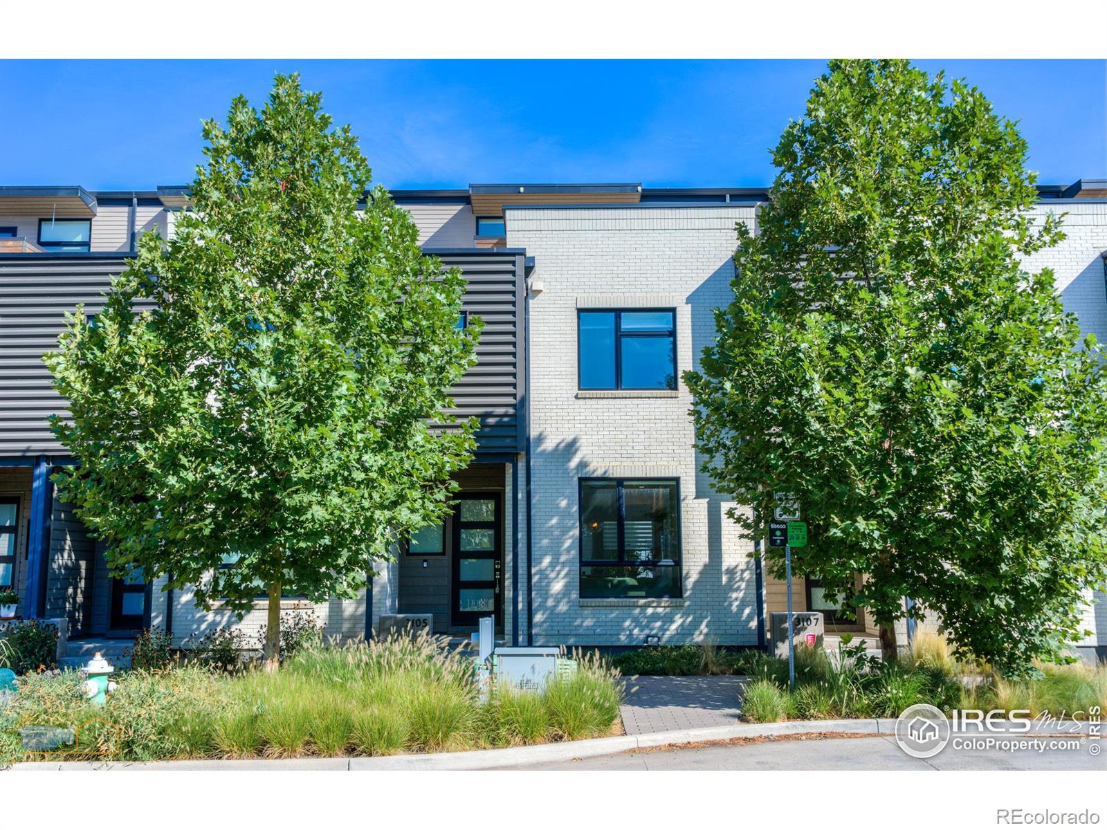 3105 Bluff Street, Boulder, CO 80301, 3 Bedrooms Bedrooms, ,3 BathroomsBathrooms,Residential,For Sale,Bluff,RECIR1018646