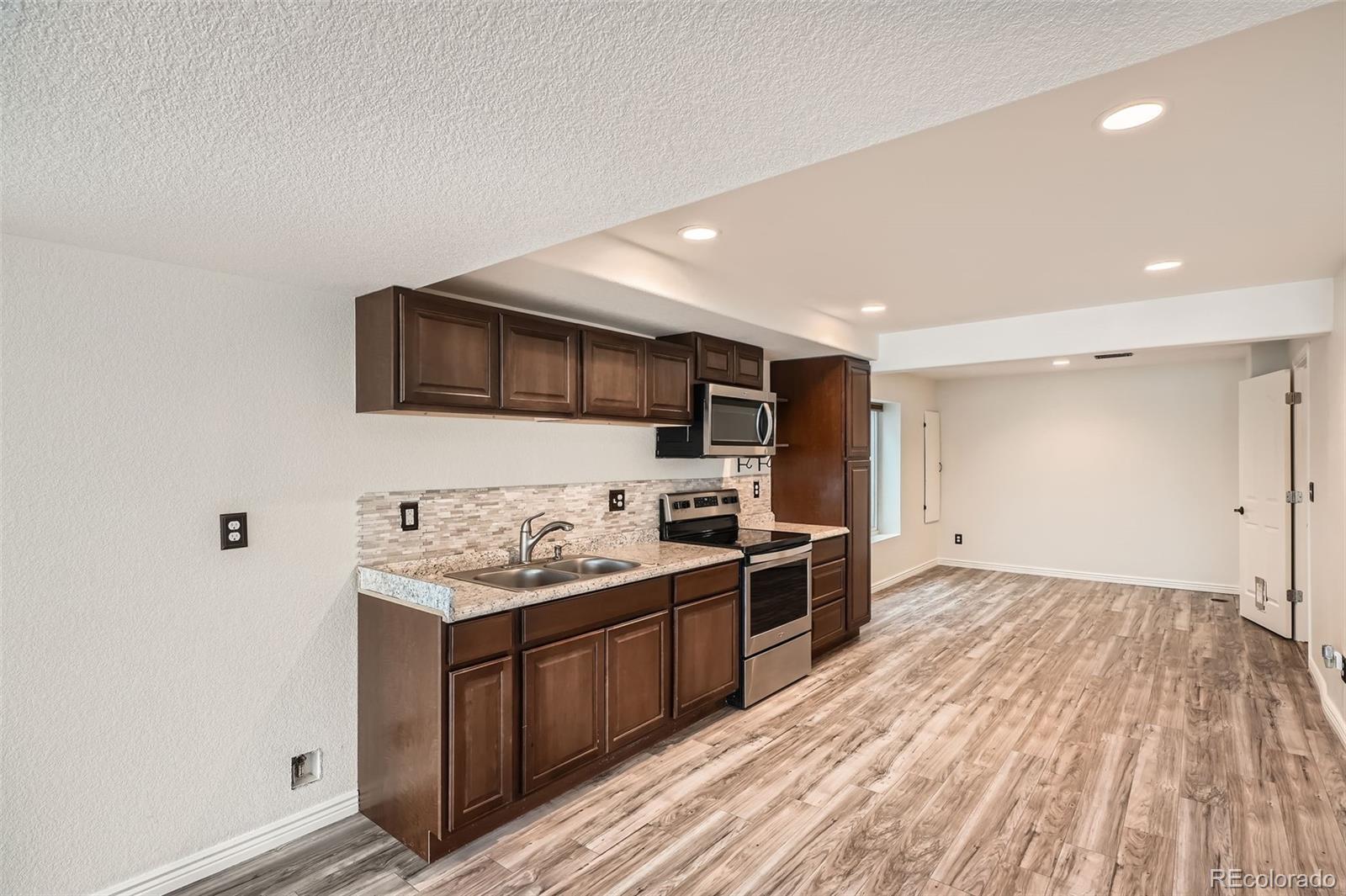 7479 S Biloxi Court, Aurora, CO 80016, 3 Bedrooms Bedrooms, ,4 BathroomsBathrooms,Residential,For Sale,Biloxi,REC1835761
