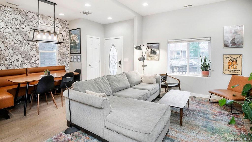 3443 Lawrence Street, Denver, CO 80205, 4 Bedrooms Bedrooms, ,3 BathroomsBathrooms,Residential,For Sale,Lawrence,REC4495413