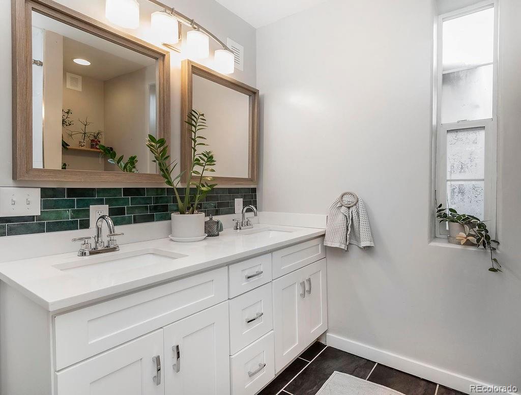 3443 Lawrence Street, Denver, CO 80205, 4 Bedrooms Bedrooms, ,3 BathroomsBathrooms,Residential,For Sale,Lawrence,REC4495413