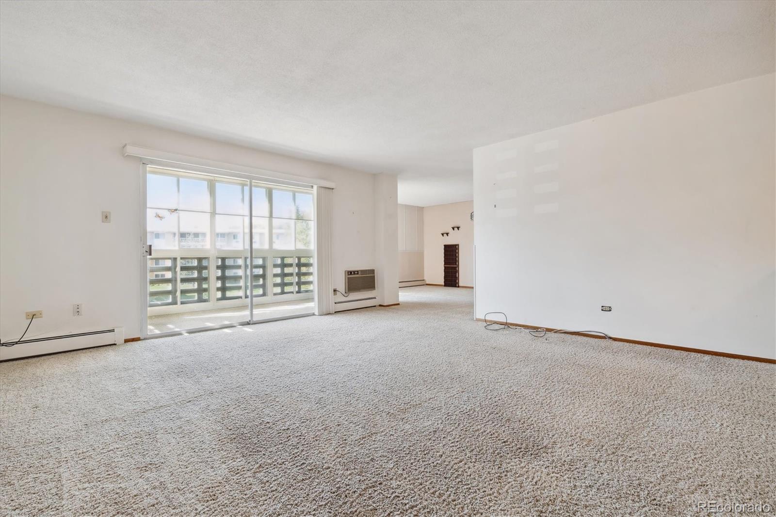 660 Alton Way #5C, Denver, CO 80247, 2 Bedrooms Bedrooms, ,2 BathroomsBathrooms,Residential,For Sale,Alton,REC3204240