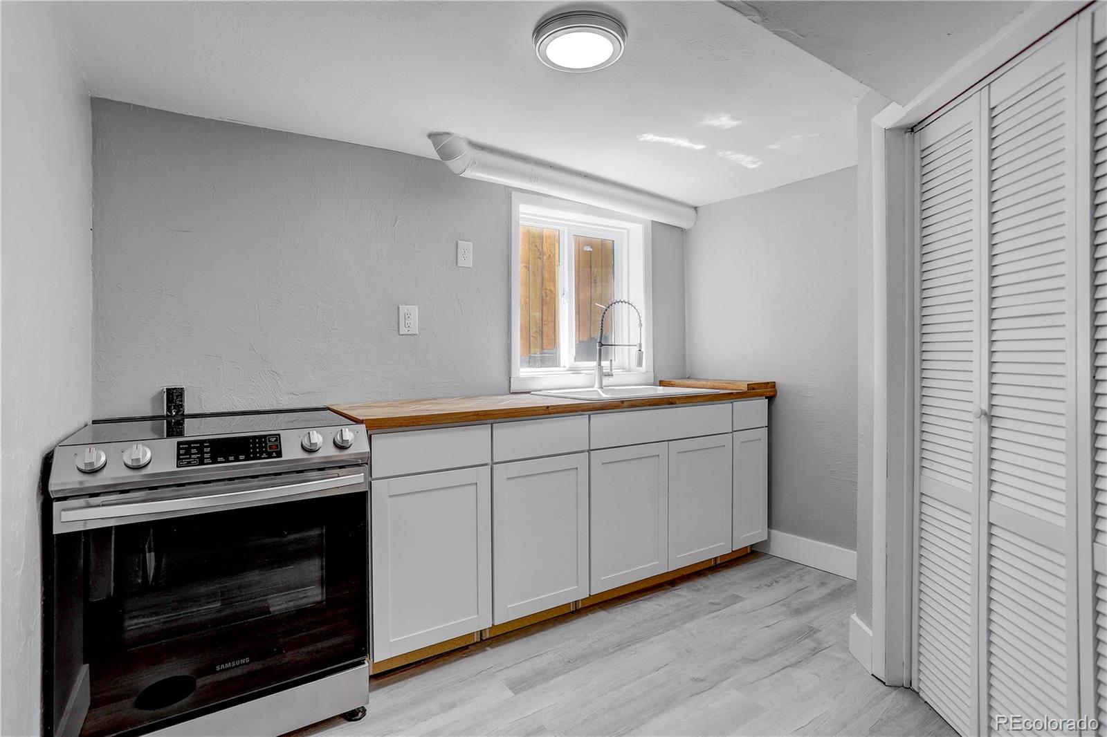 4926 Sherman Street, Denver, CO 80216, 3 Bedrooms Bedrooms, ,1 BathroomBathrooms,Income,For Sale,Sherman,REC4600042