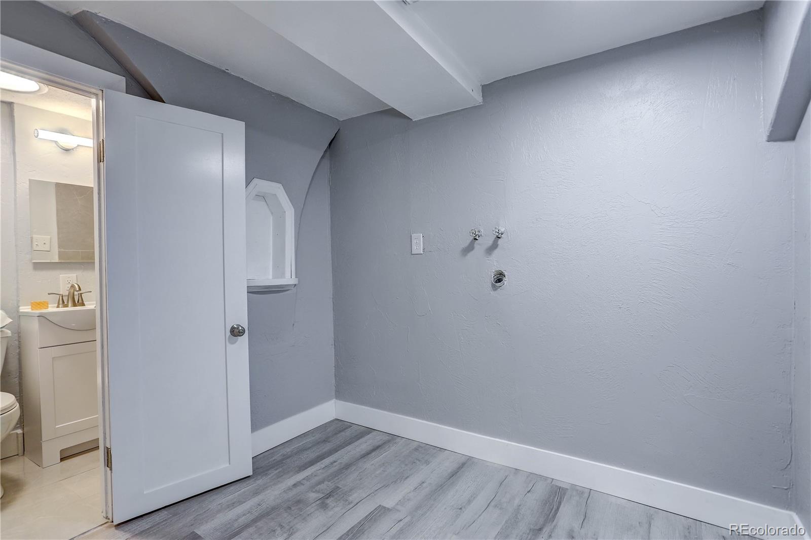 4926 Sherman Street, Denver, CO 80216, 3 Bedrooms Bedrooms, ,1 BathroomBathrooms,Income,For Sale,Sherman,REC4600042