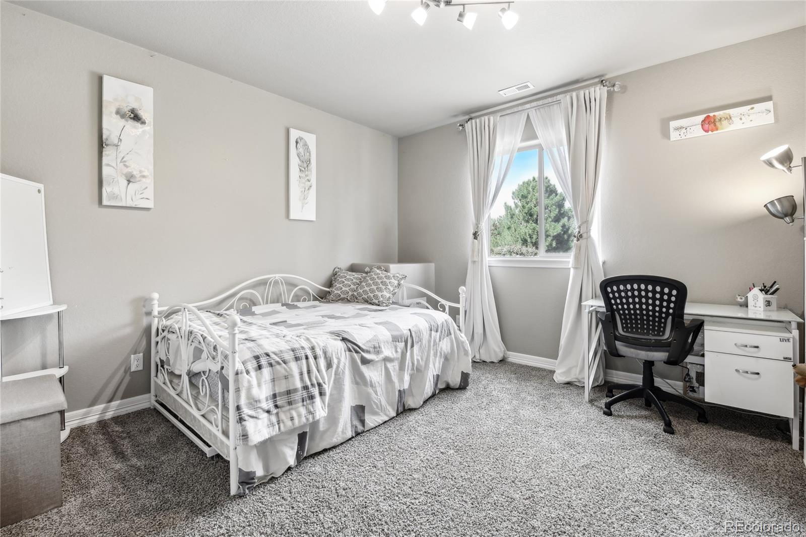 5240 Kellan Court, Timnath, CO 80547, 5 Bedrooms Bedrooms, ,4 BathroomsBathrooms,Residential,For Sale,Kellan,REC2838420