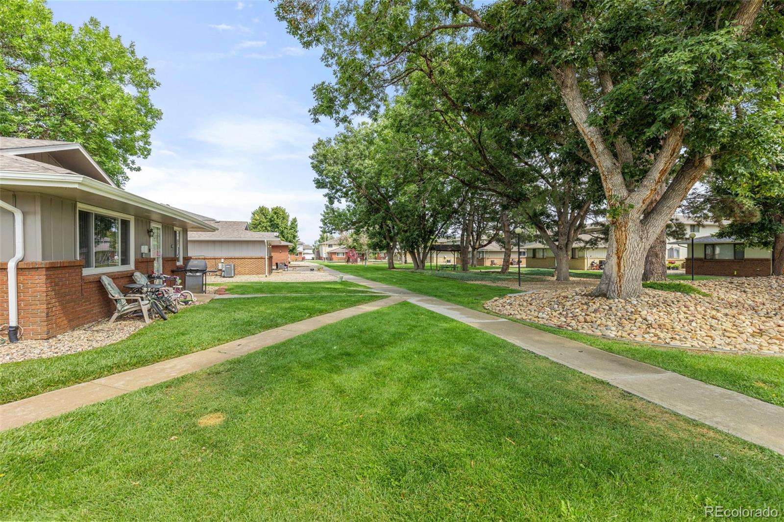 2330 Wedgewood Avenue, Longmont, CO 80503, 8 Bedrooms Bedrooms, ,4 BathroomsBathrooms,Income,For Sale,Wedgewood Apartments,Wedgewood,REC6093499