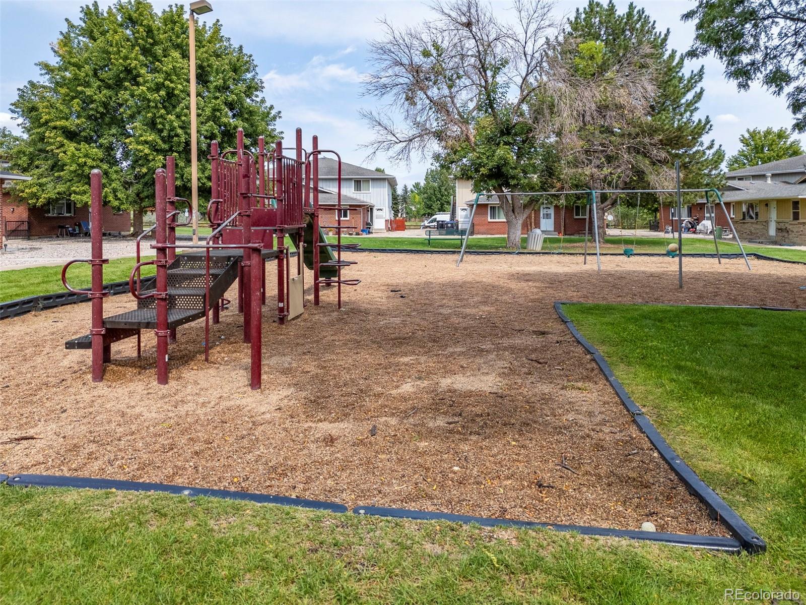 2330 Wedgewood Avenue, Longmont, CO 80503, 8 Bedrooms Bedrooms, ,4 BathroomsBathrooms,Income,For Sale,Wedgewood Apartments,Wedgewood,REC6093499