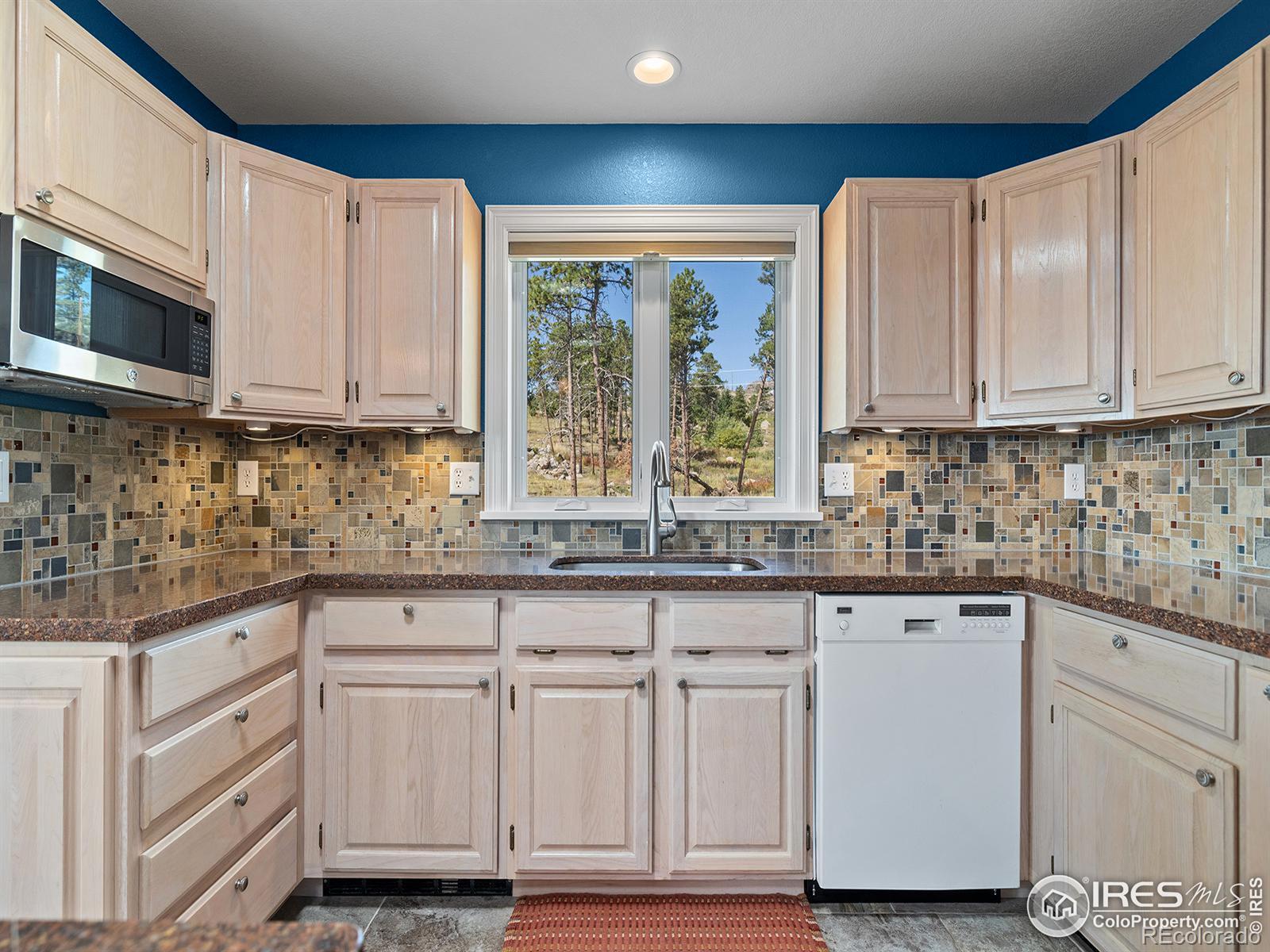 500 Dirt Road, Bellvue, CO 80512, 2 Bedrooms Bedrooms, ,2 BathroomsBathrooms,Residential,For Sale,Dirt,RECIR1018853