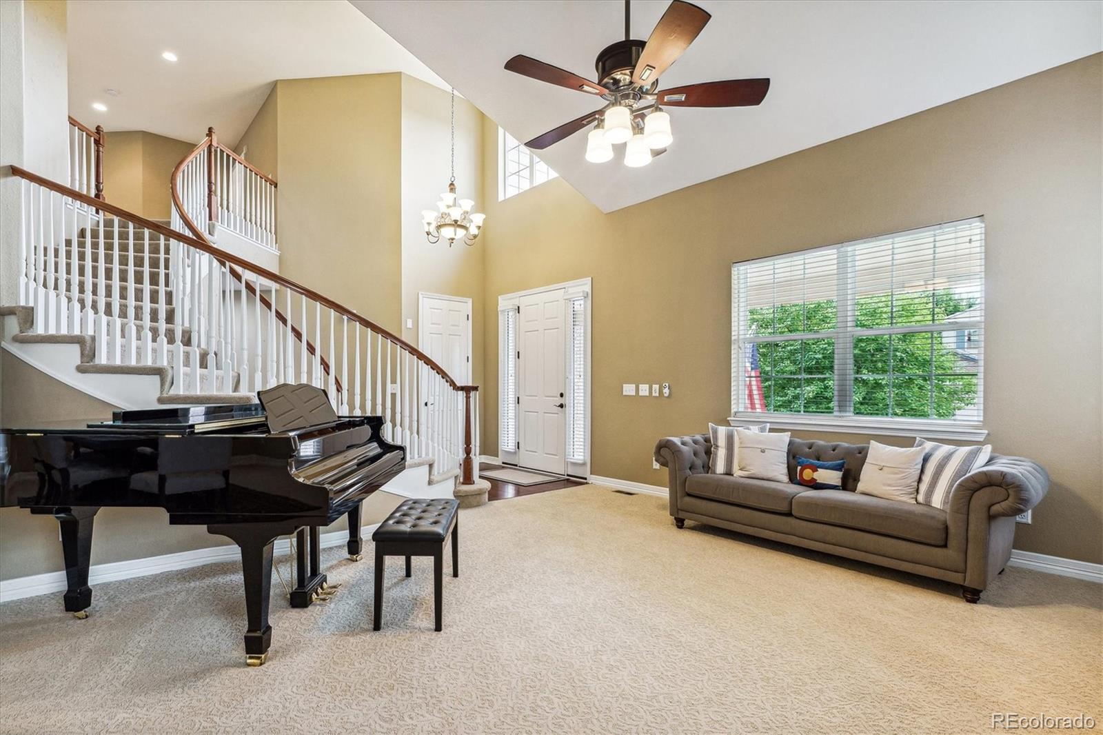 6043 S Paris Street, Greenwood Village, CO 80111, 5 Bedrooms Bedrooms, ,5 BathroomsBathrooms,Residential,For Sale,Paris,REC8517522